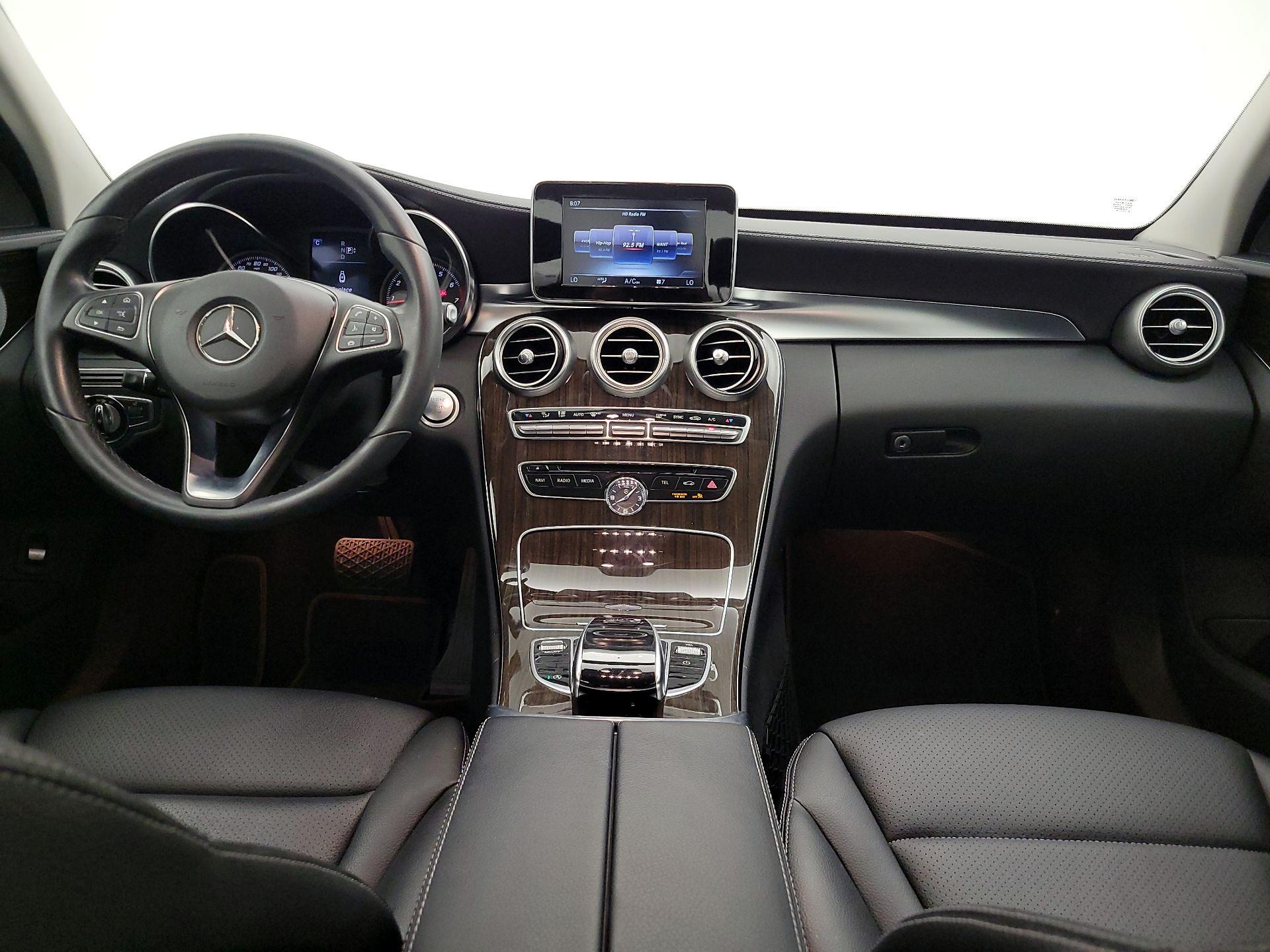 Thumbnail: 2015 Mercedes-Benz C-Class - 9