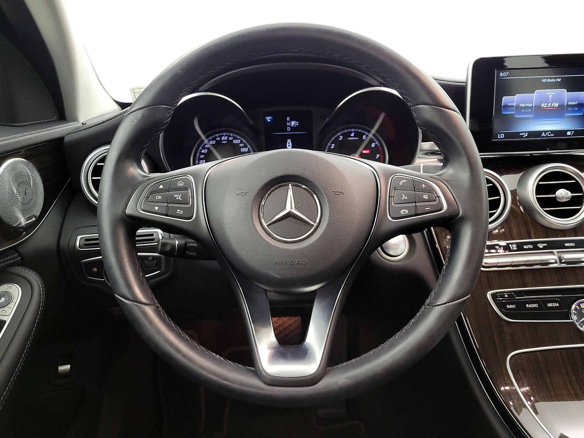 Thumbnail: 2015 Mercedes-Benz C-Class - 10
