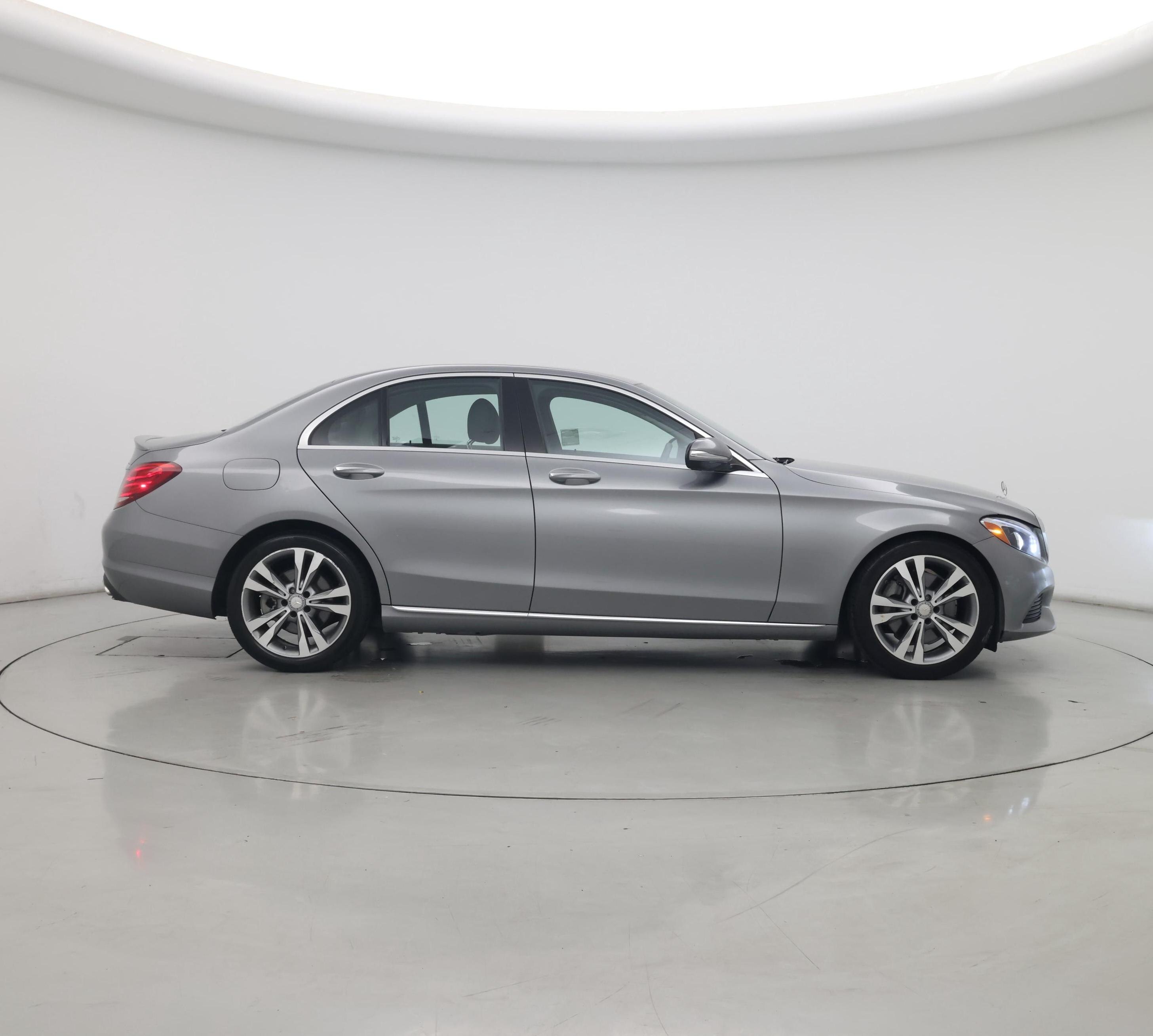 Thumbnail: 2015 Mercedes-Benz C-Class - 7