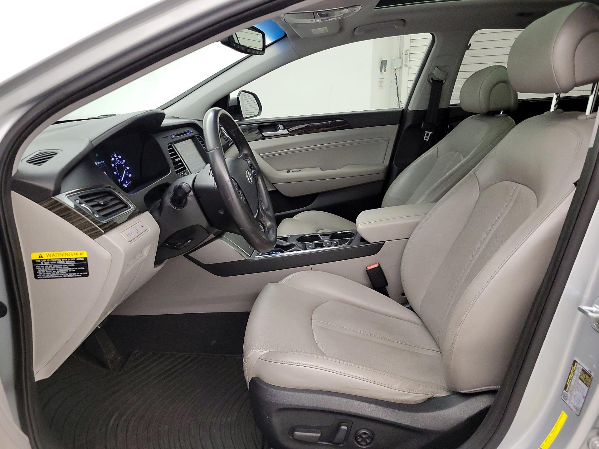 Thumbnail: 2017 Hyundai Sonata - 11