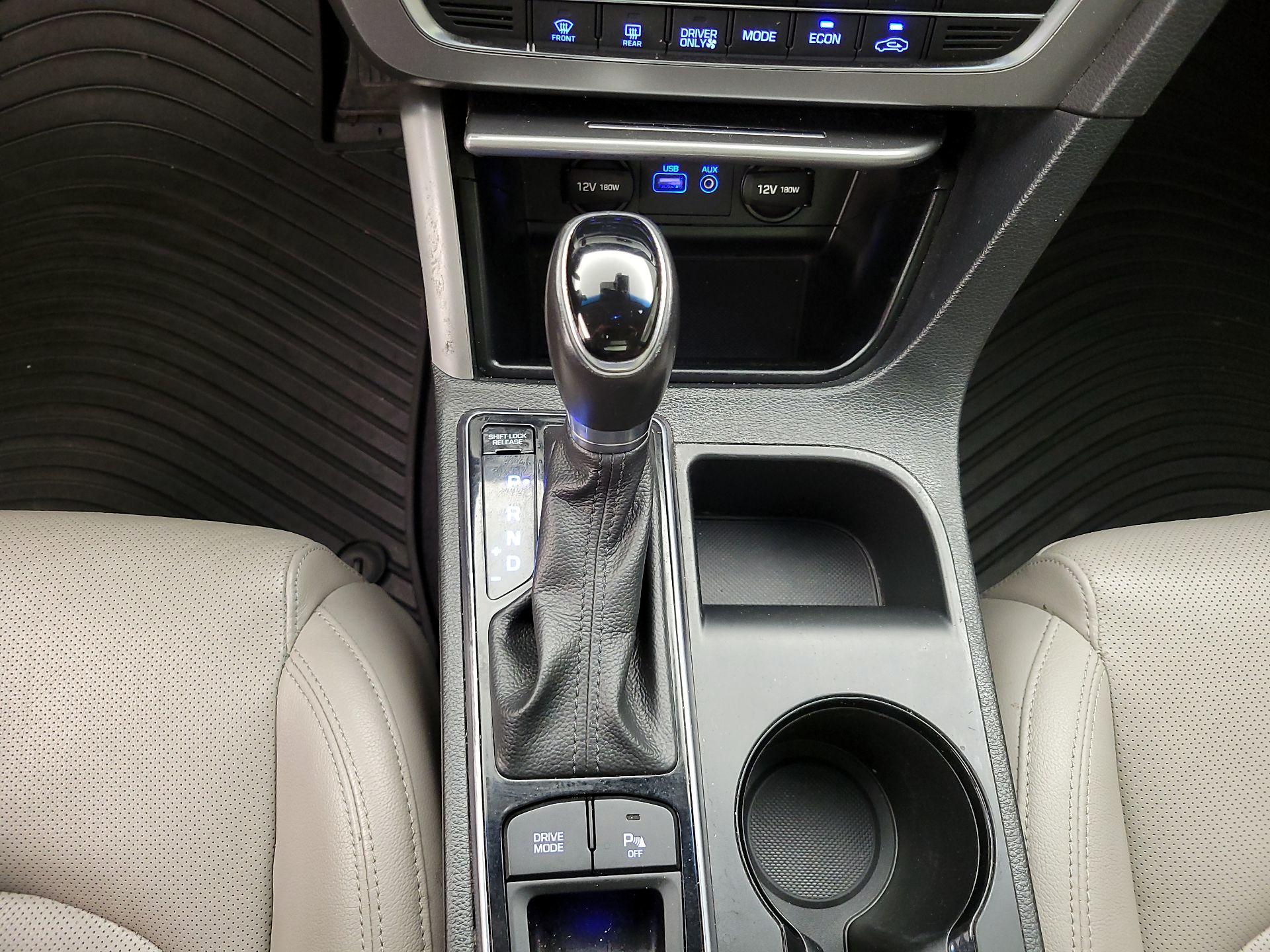 Thumbnail: 2017 Hyundai Sonata - 17