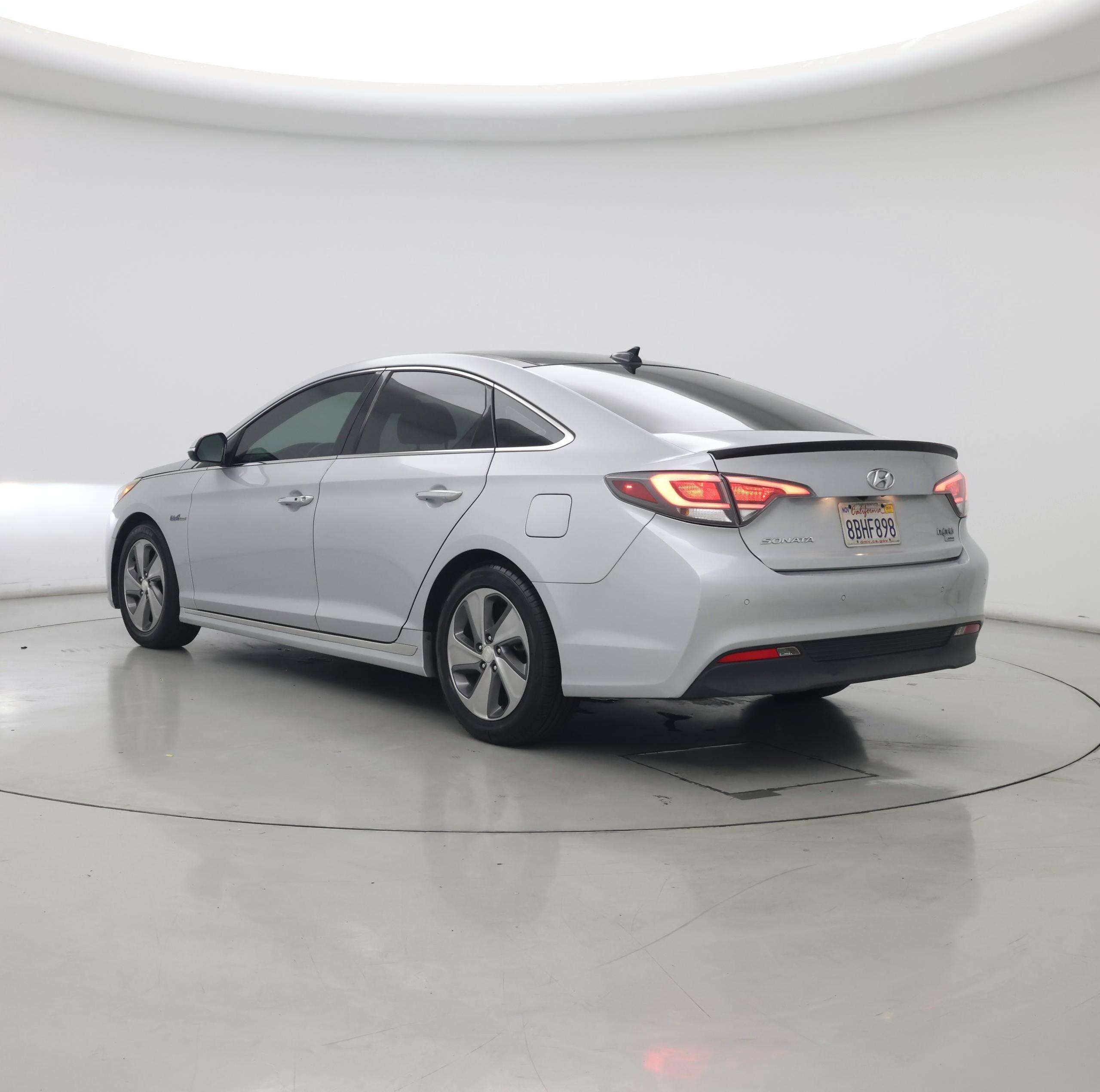 Thumbnail: 2017 Hyundai Sonata - 2