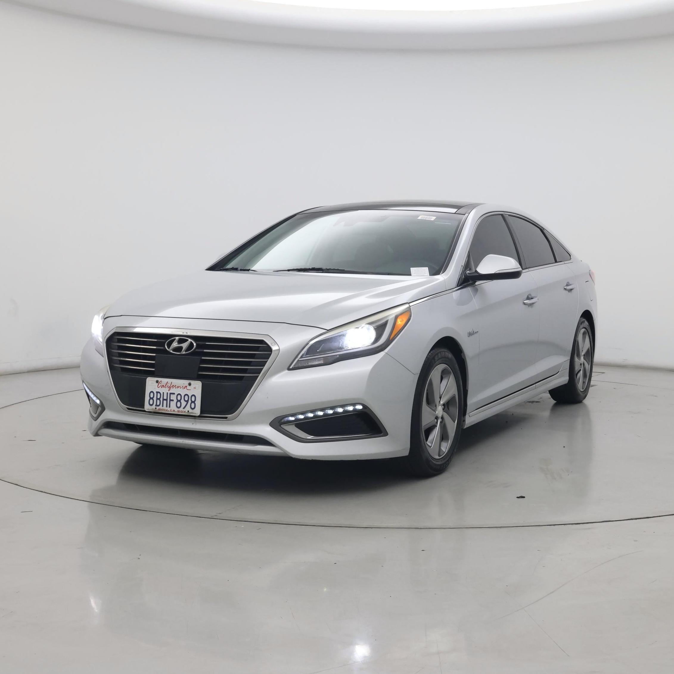 Thumbnail: 2017 Hyundai Sonata - 4