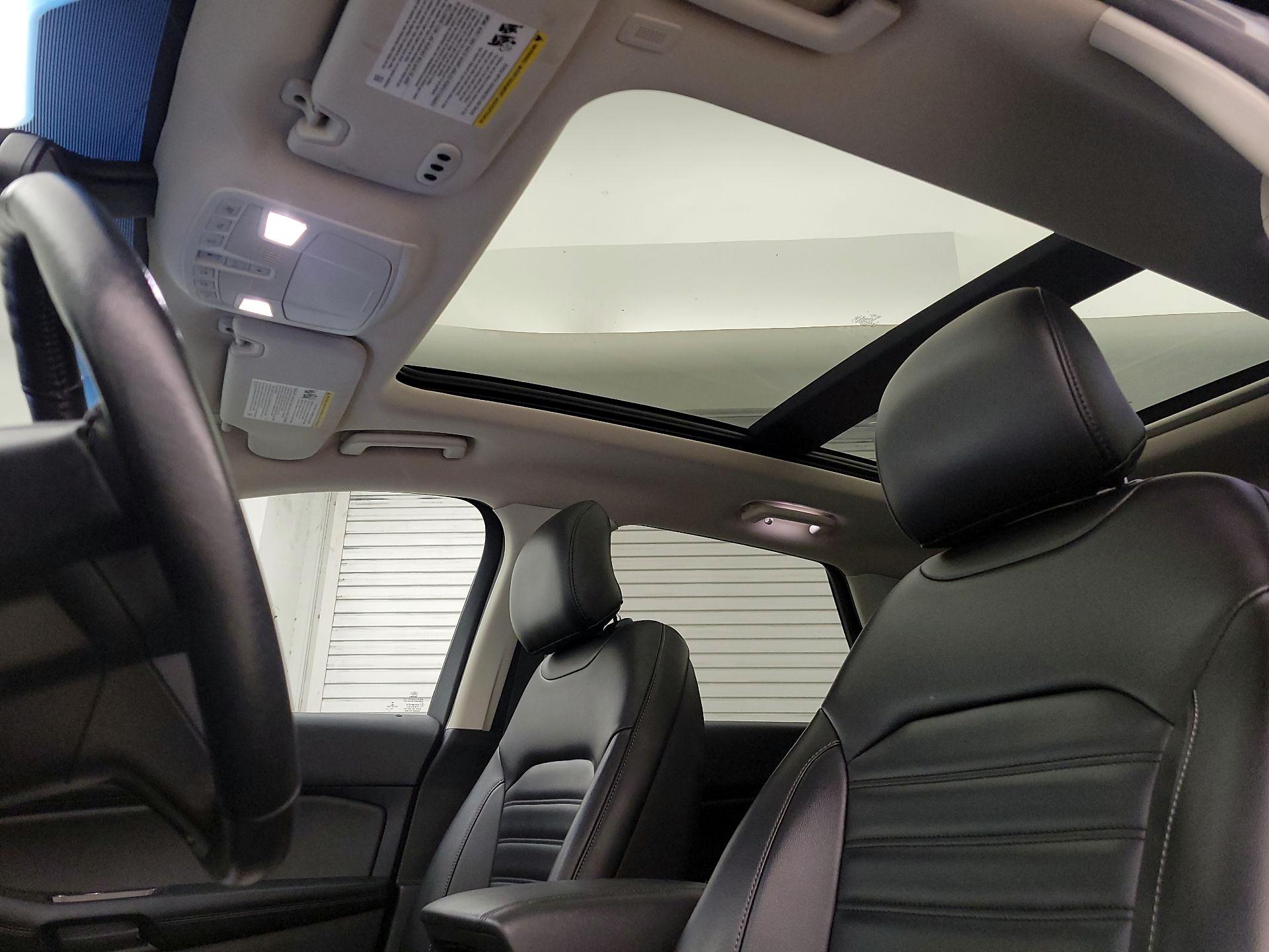 Thumbnail: 2019 Ford Edge - 20