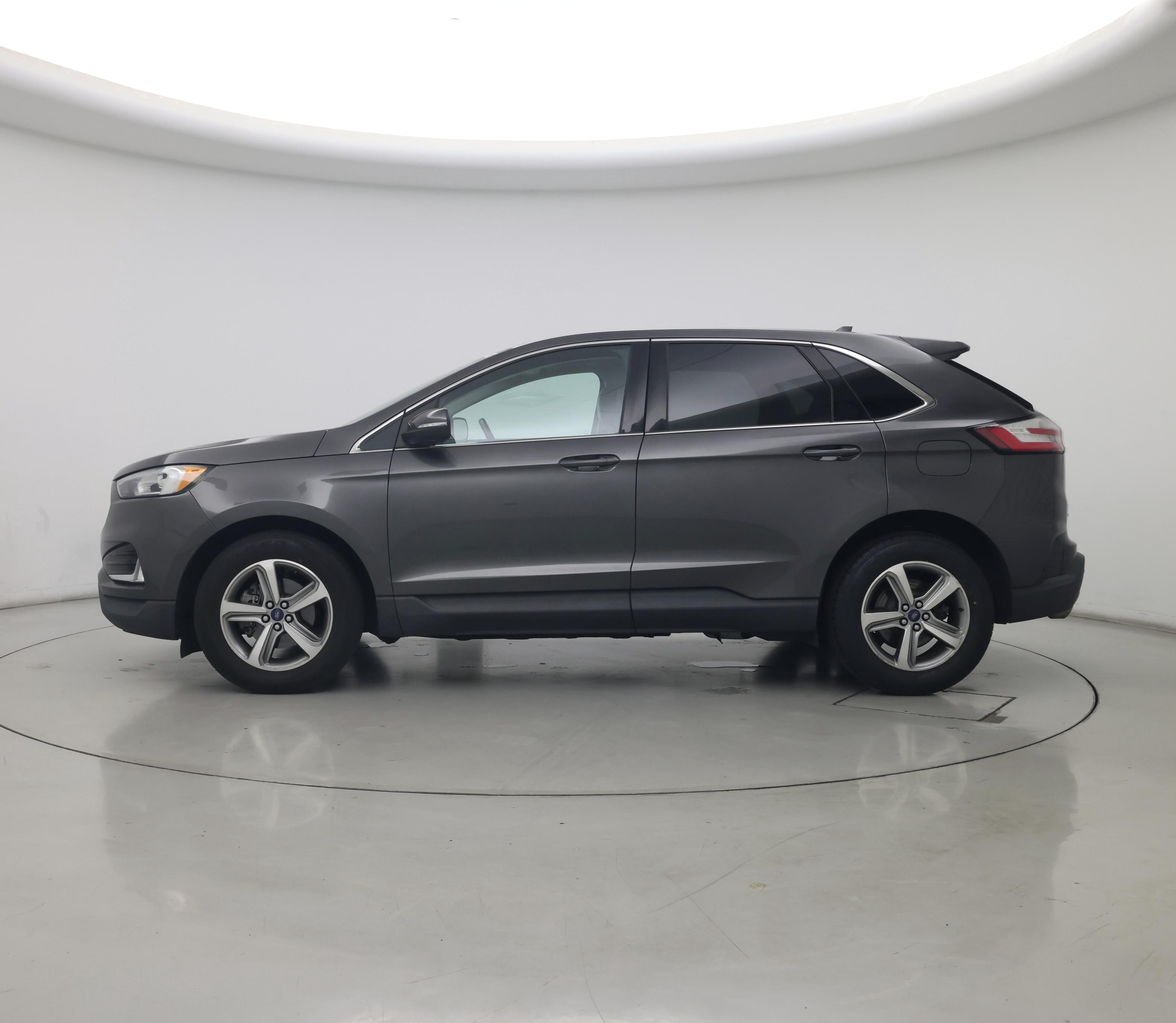 Thumbnail: 2019 Ford Edge - 3