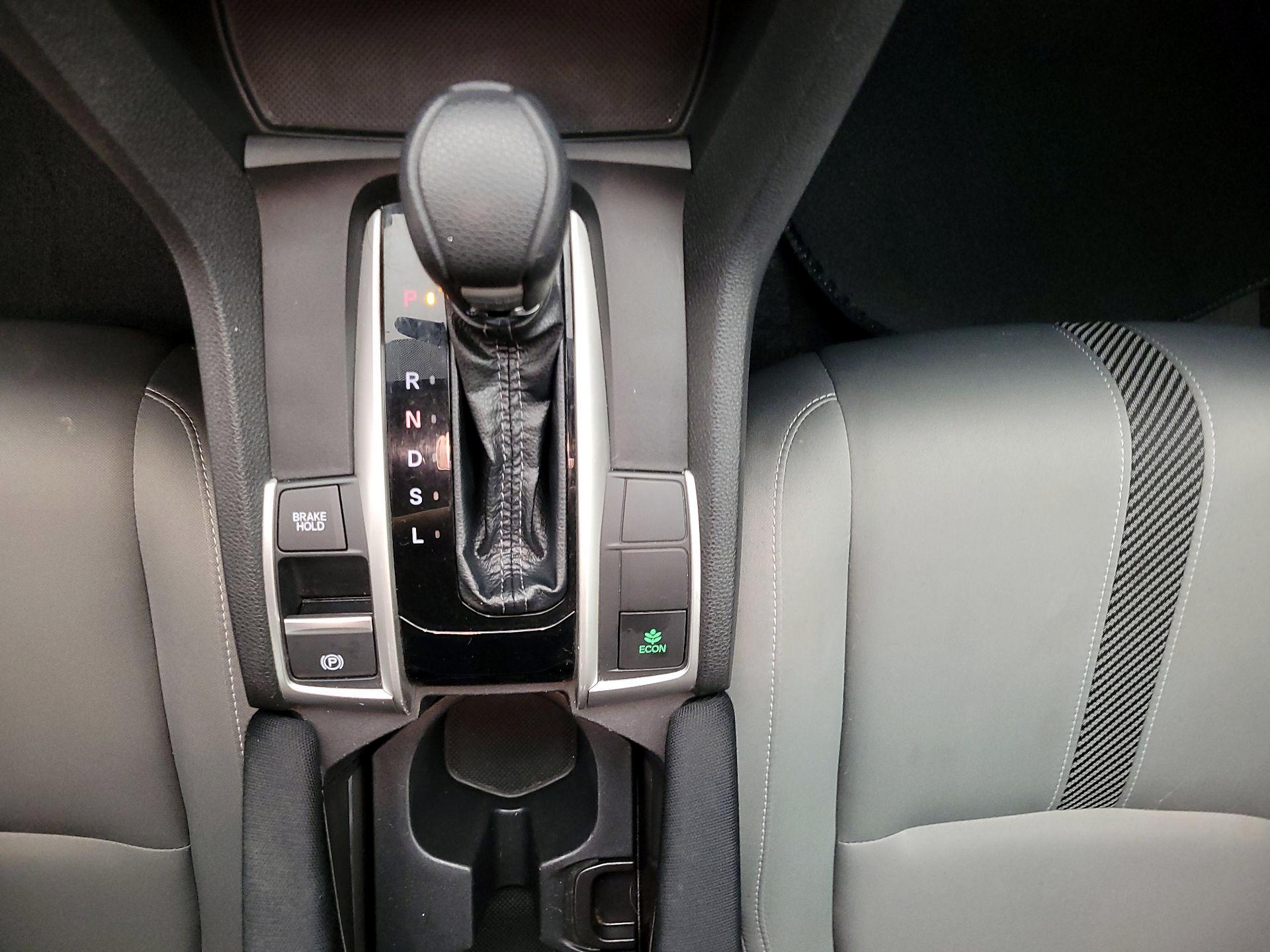 Thumbnail: 2018 Honda Civic - 17