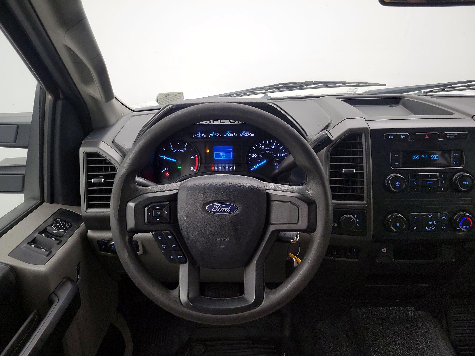 Thumbnail: 2019 Ford F-250 - 10