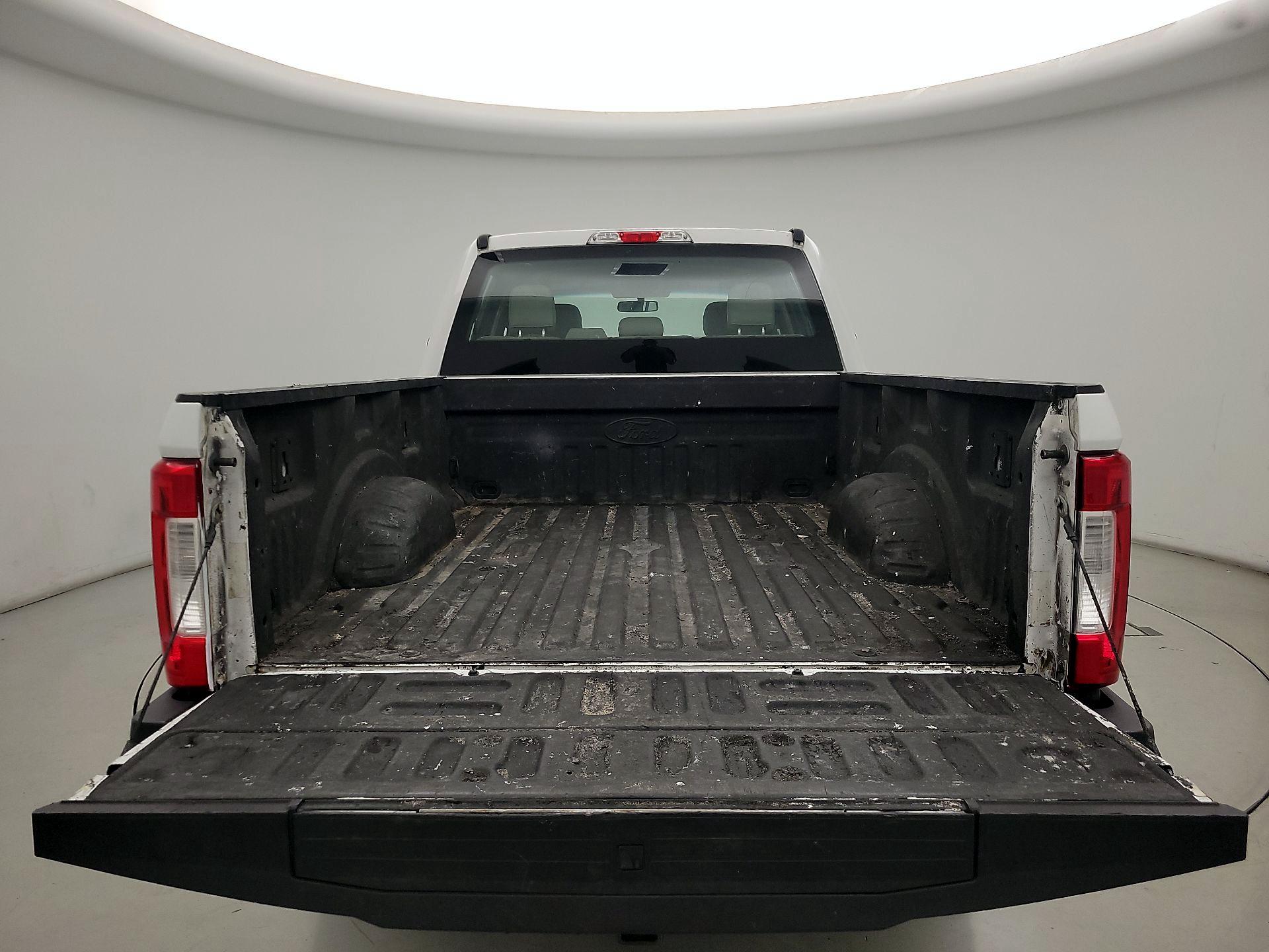 Thumbnail: 2019 Ford F-250 - 20