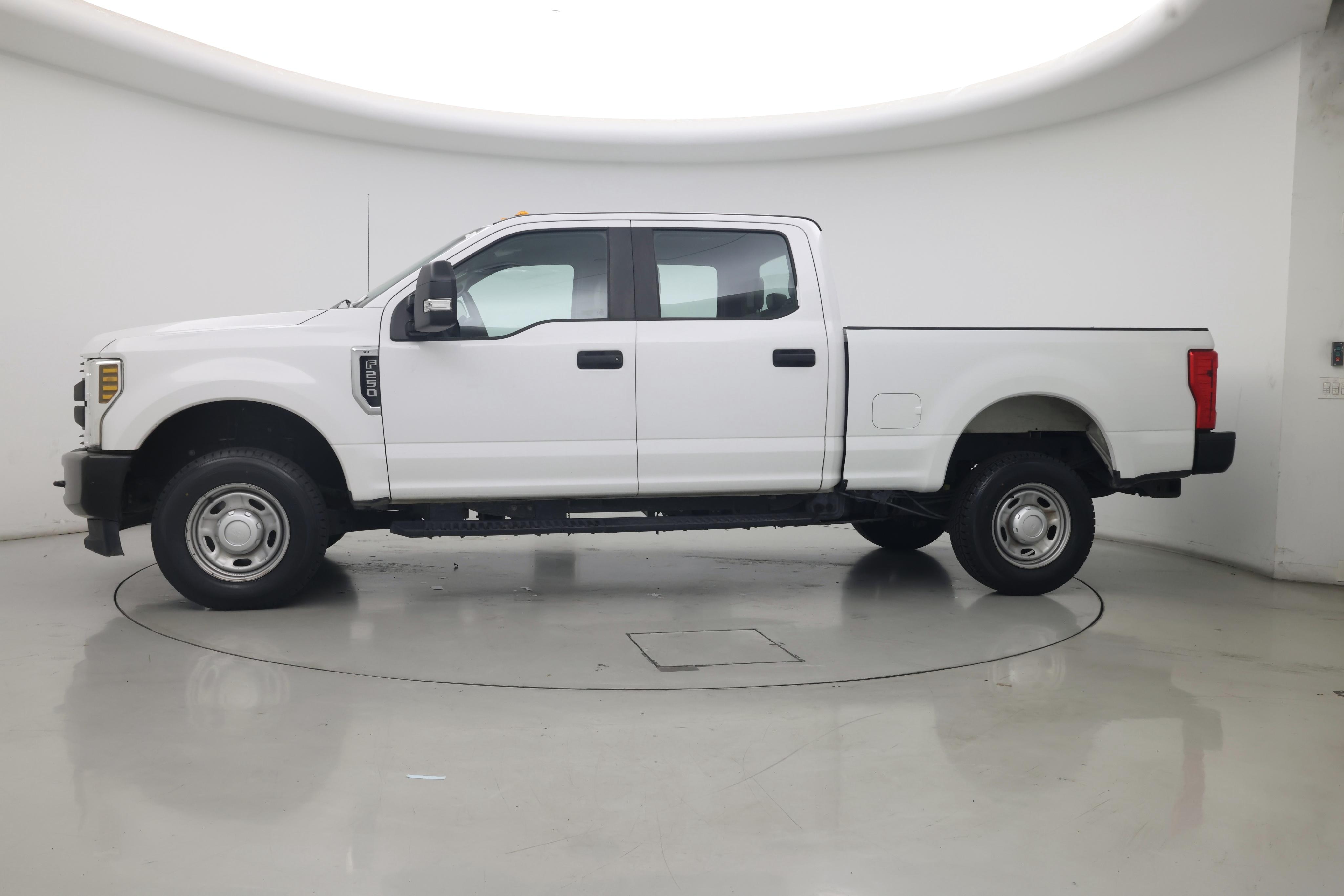 Thumbnail: 2019 Ford F-250 - 3