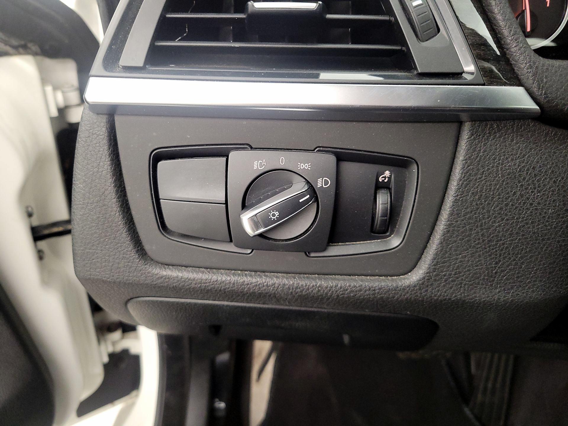 Thumbnail: 2015 BMW 4 Series - 13