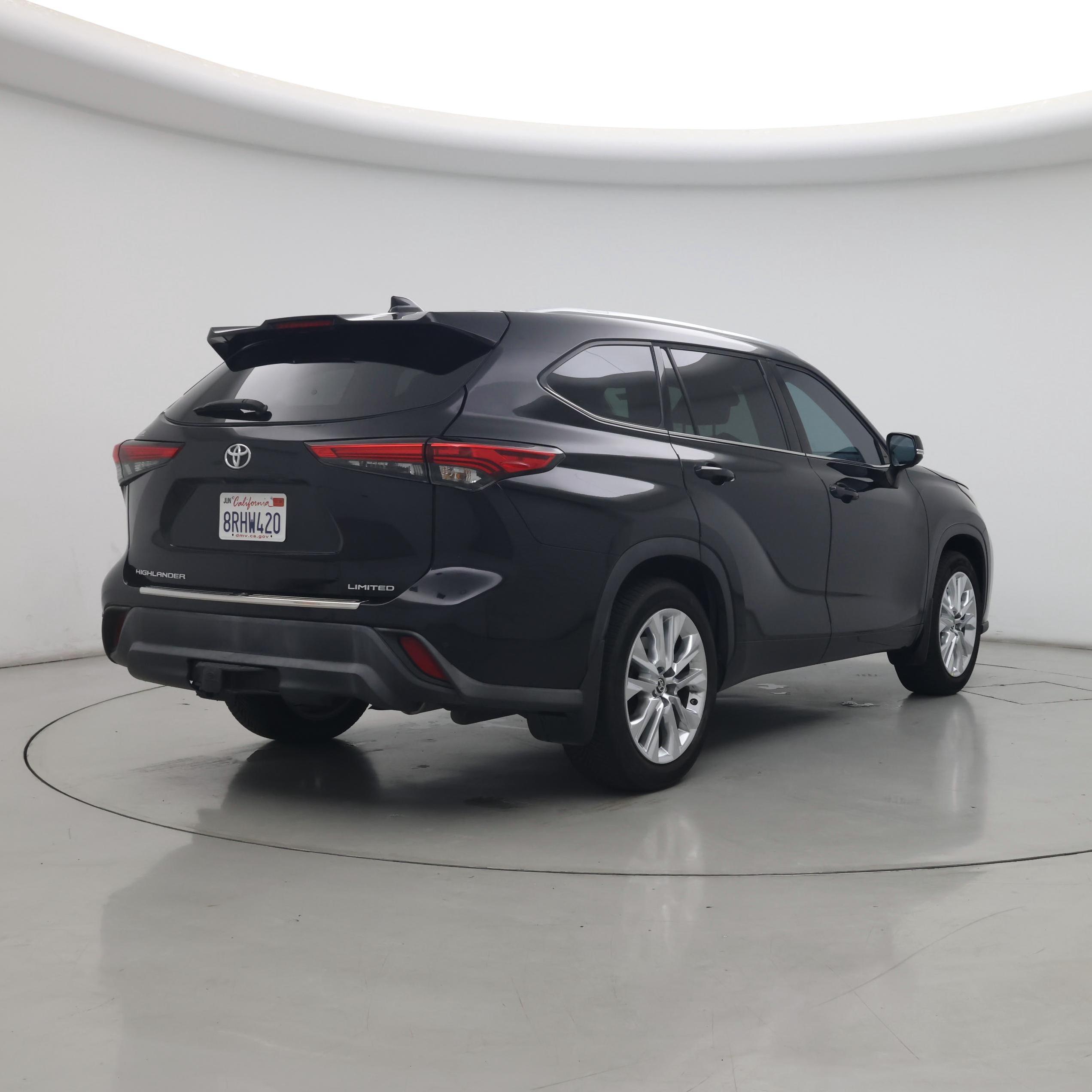 Thumbnail: 2020 Toyota Highlander - 8
