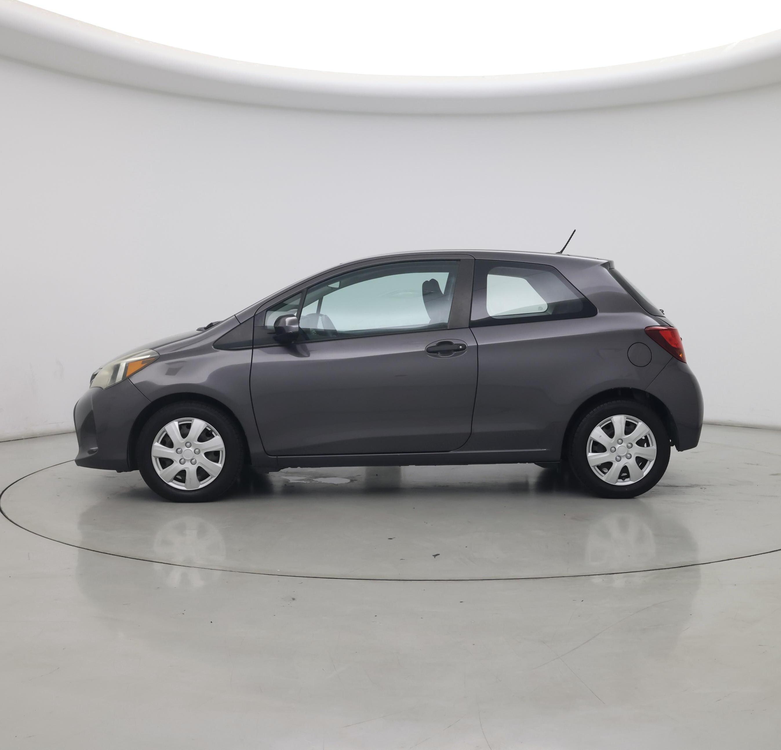 Thumbnail: 2015 Toyota Yaris - 3