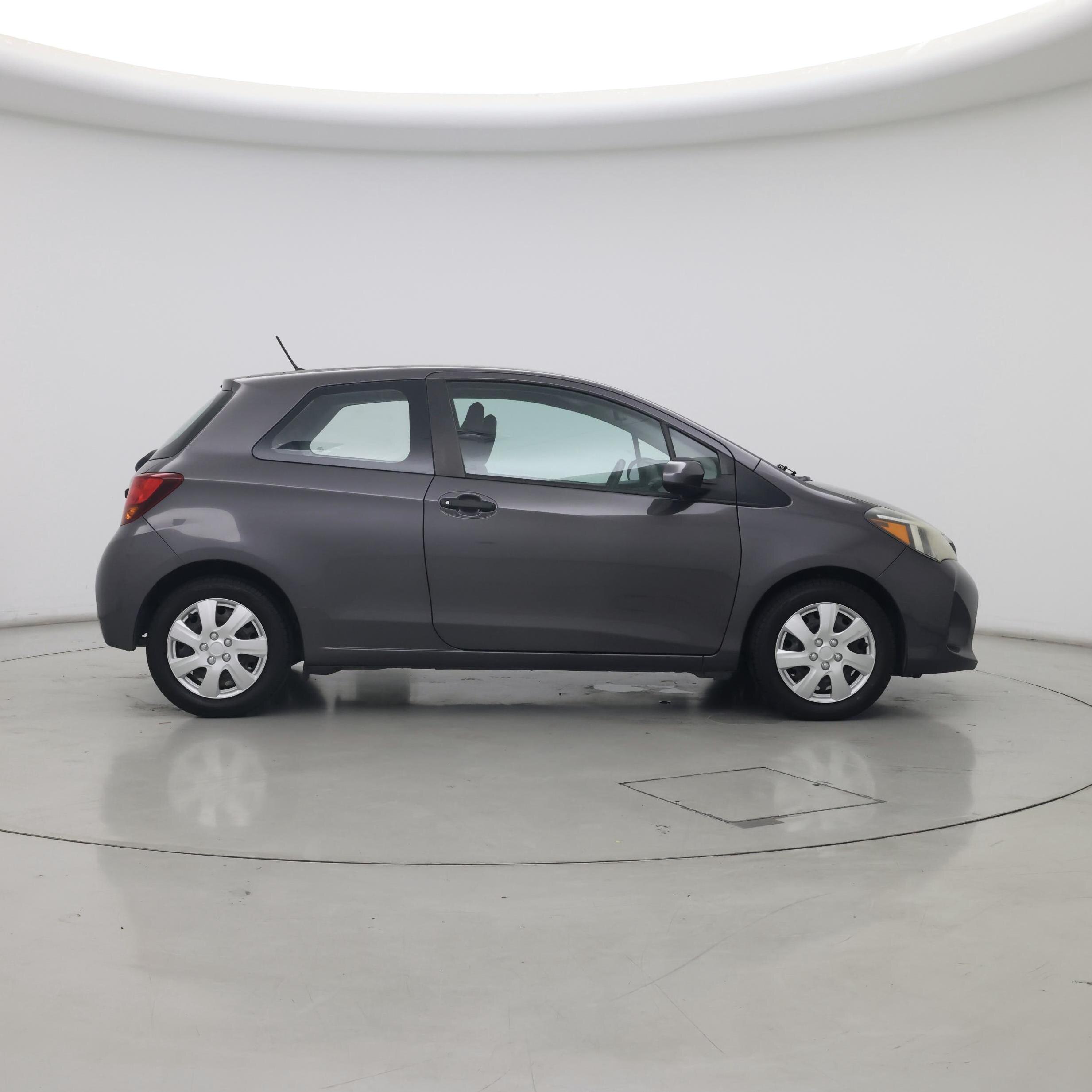 Thumbnail: 2015 Toyota Yaris - 7