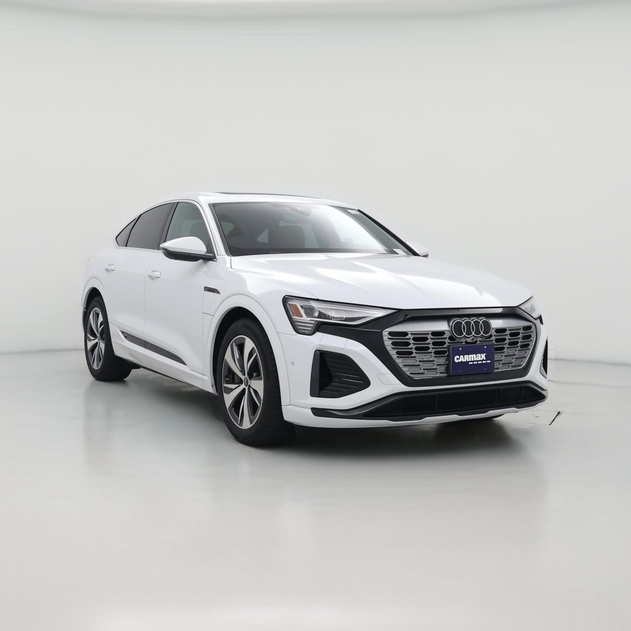 Thumbnail: 2024 Audi Q8 e-tron - 1