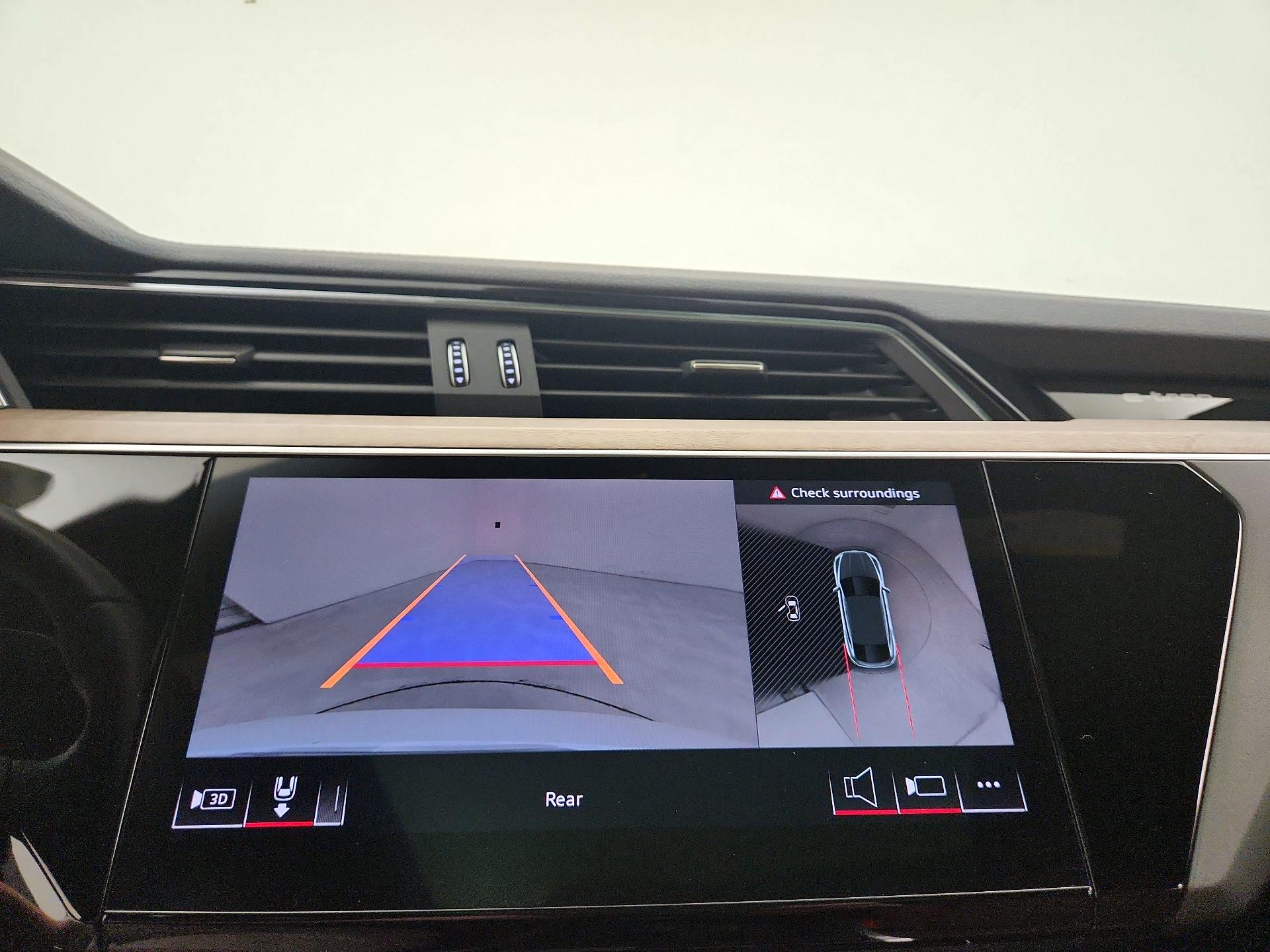 Thumbnail: 2024 Audi Q8 e-tron - 15