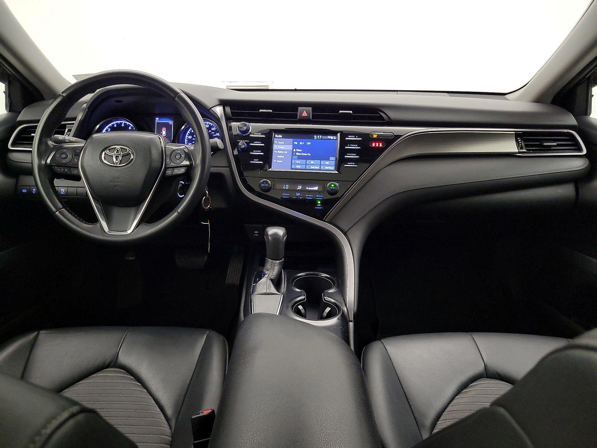 Thumbnail: 2019 Toyota Camry - 9