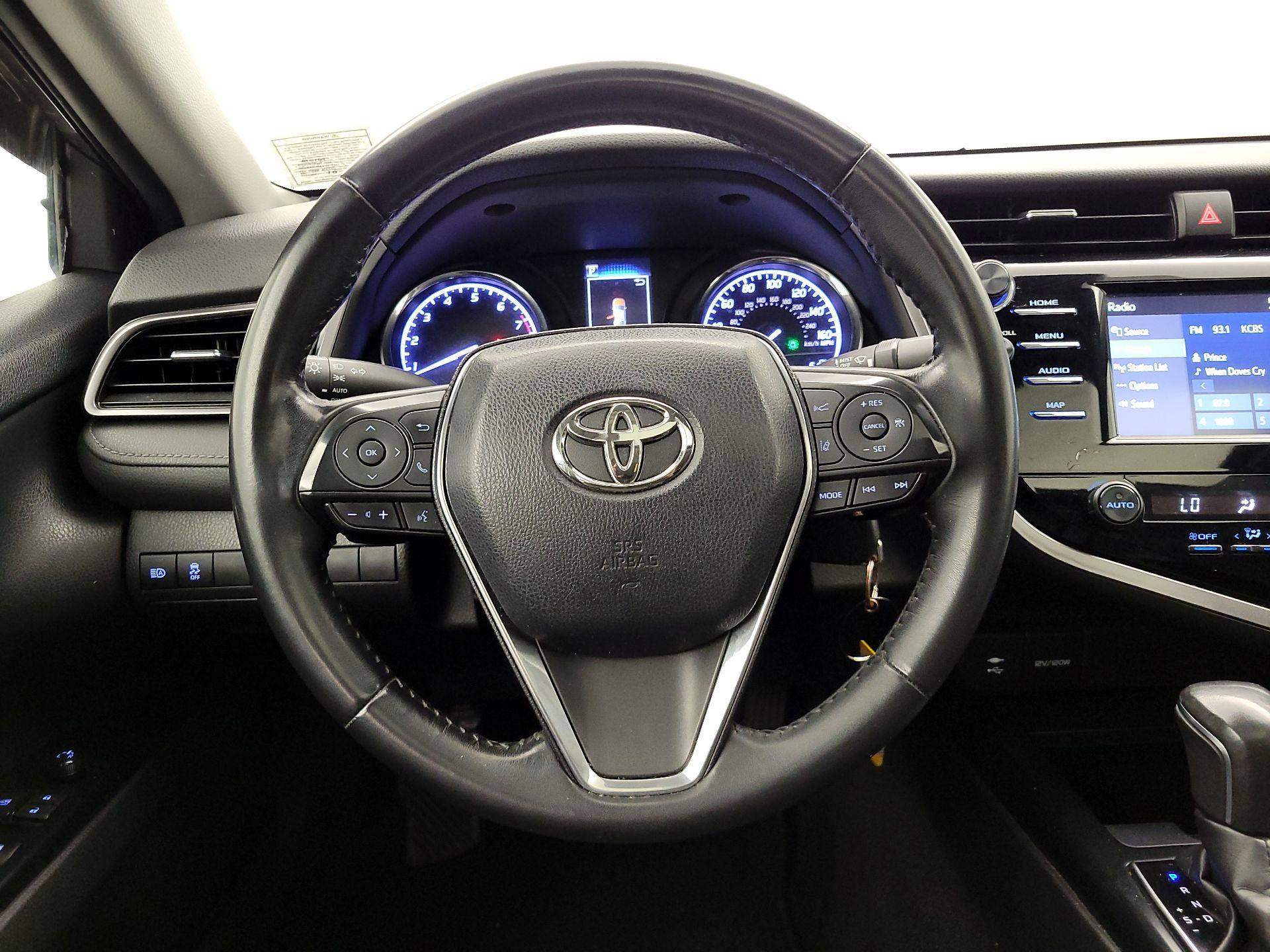 Thumbnail: 2019 Toyota Camry - 10