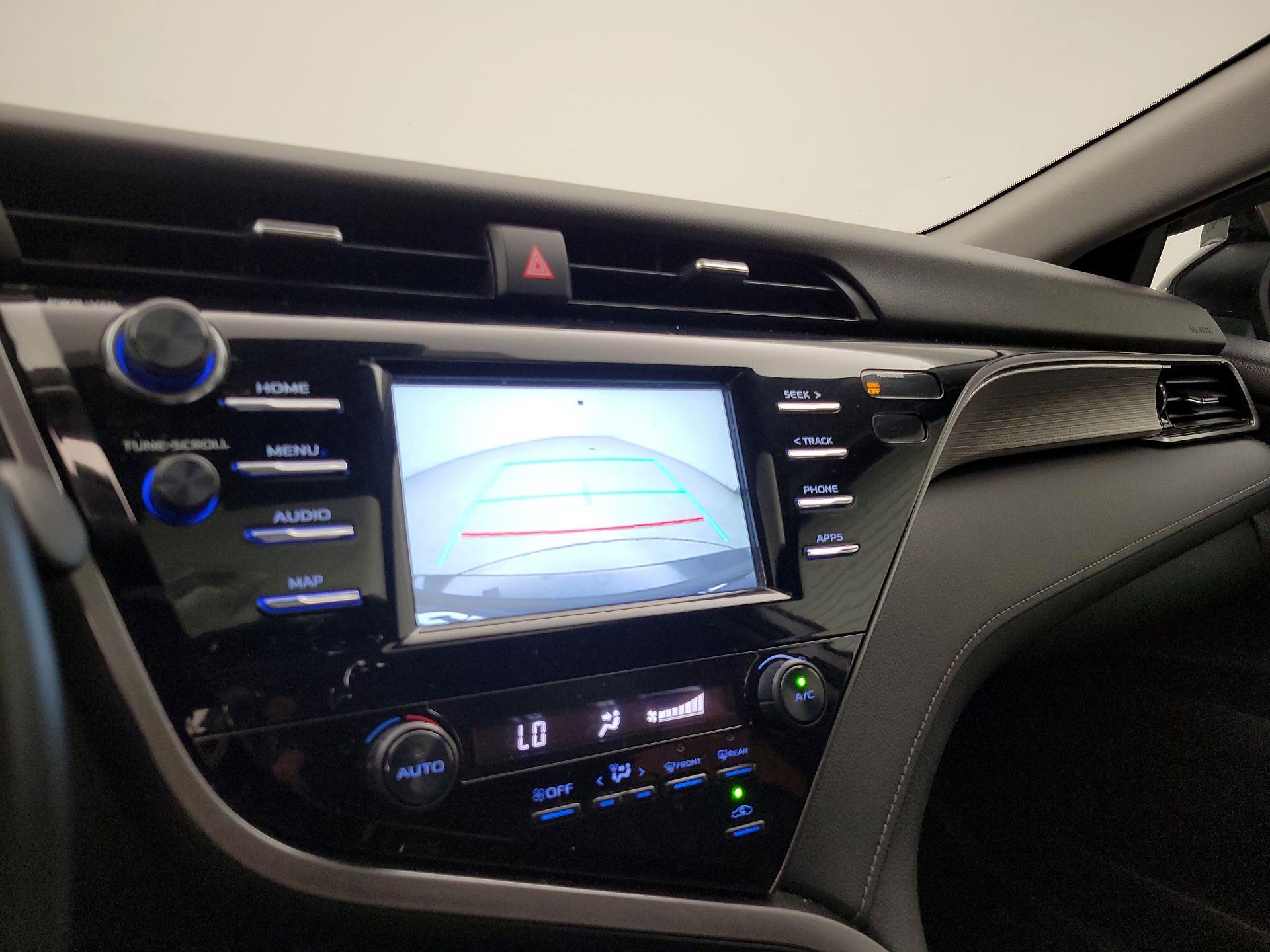 Thumbnail: 2019 Toyota Camry - 14