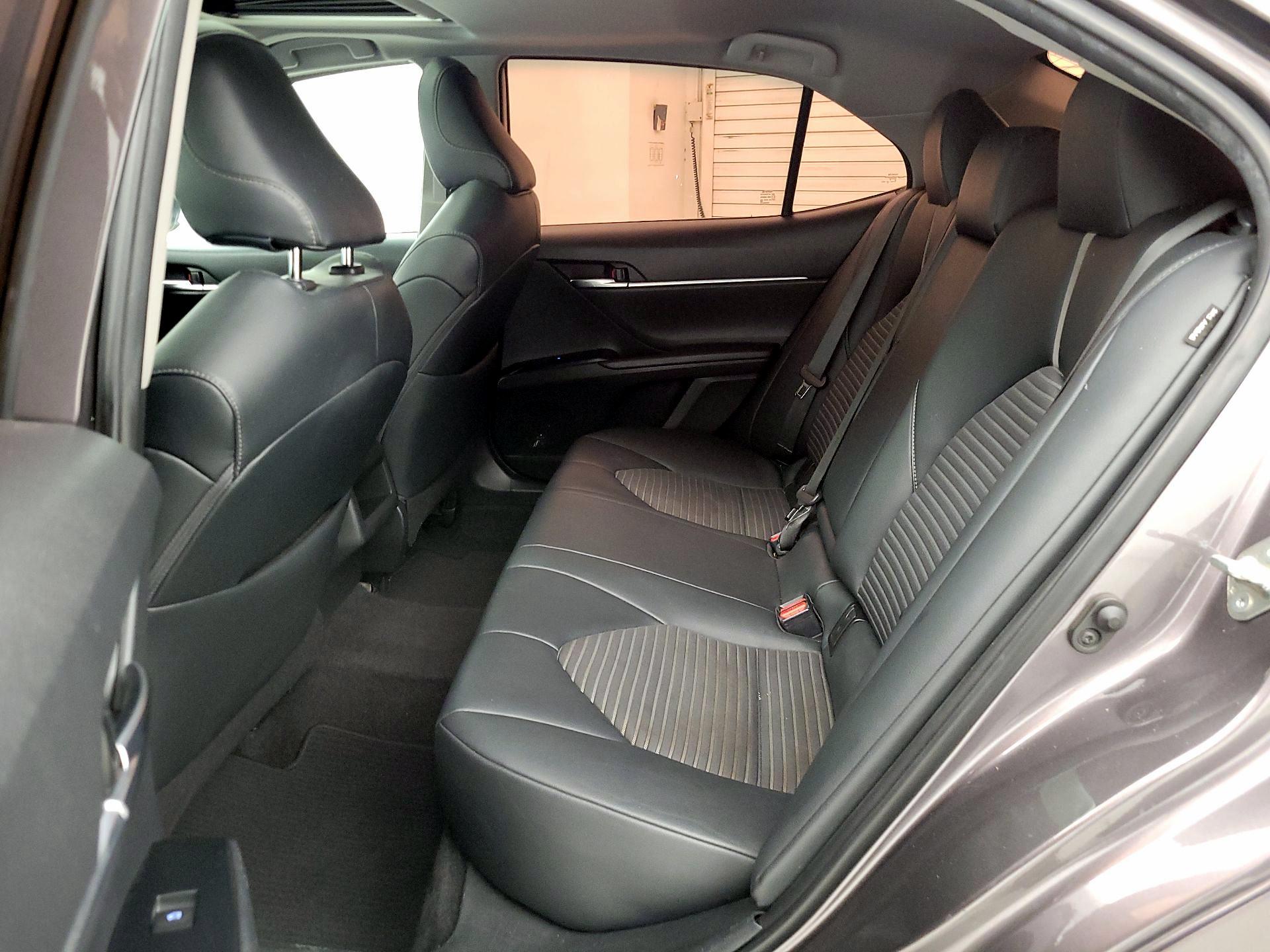 Thumbnail: 2019 Toyota Camry - 20