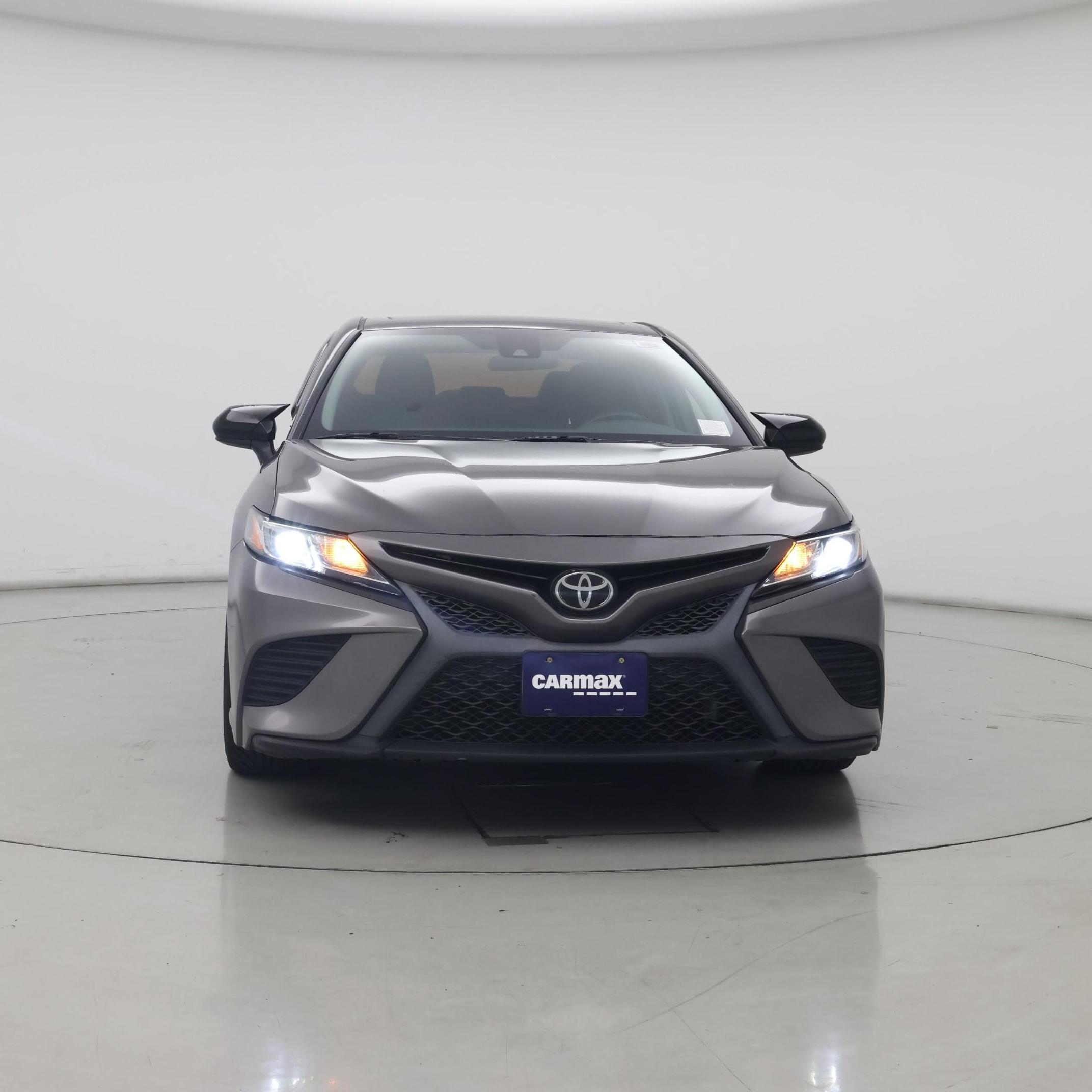 Thumbnail: 2019 Toyota Camry - 5