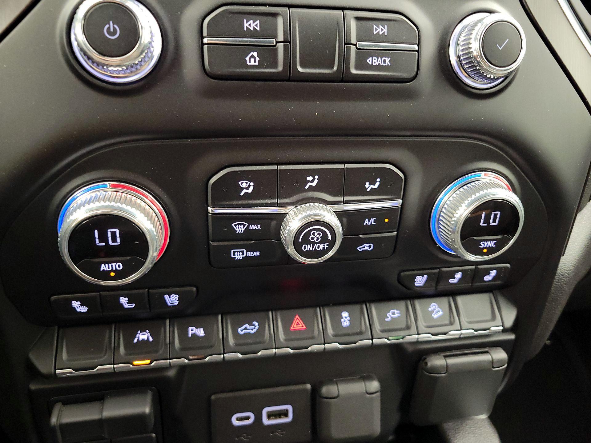 Thumbnail: 2022 GMC Sierra 1500 - 16