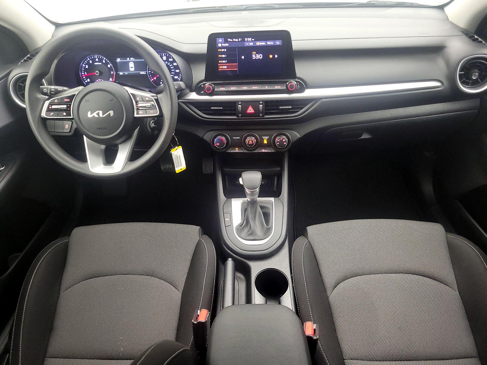 Thumbnail: 2024 Kia Forte - 9
