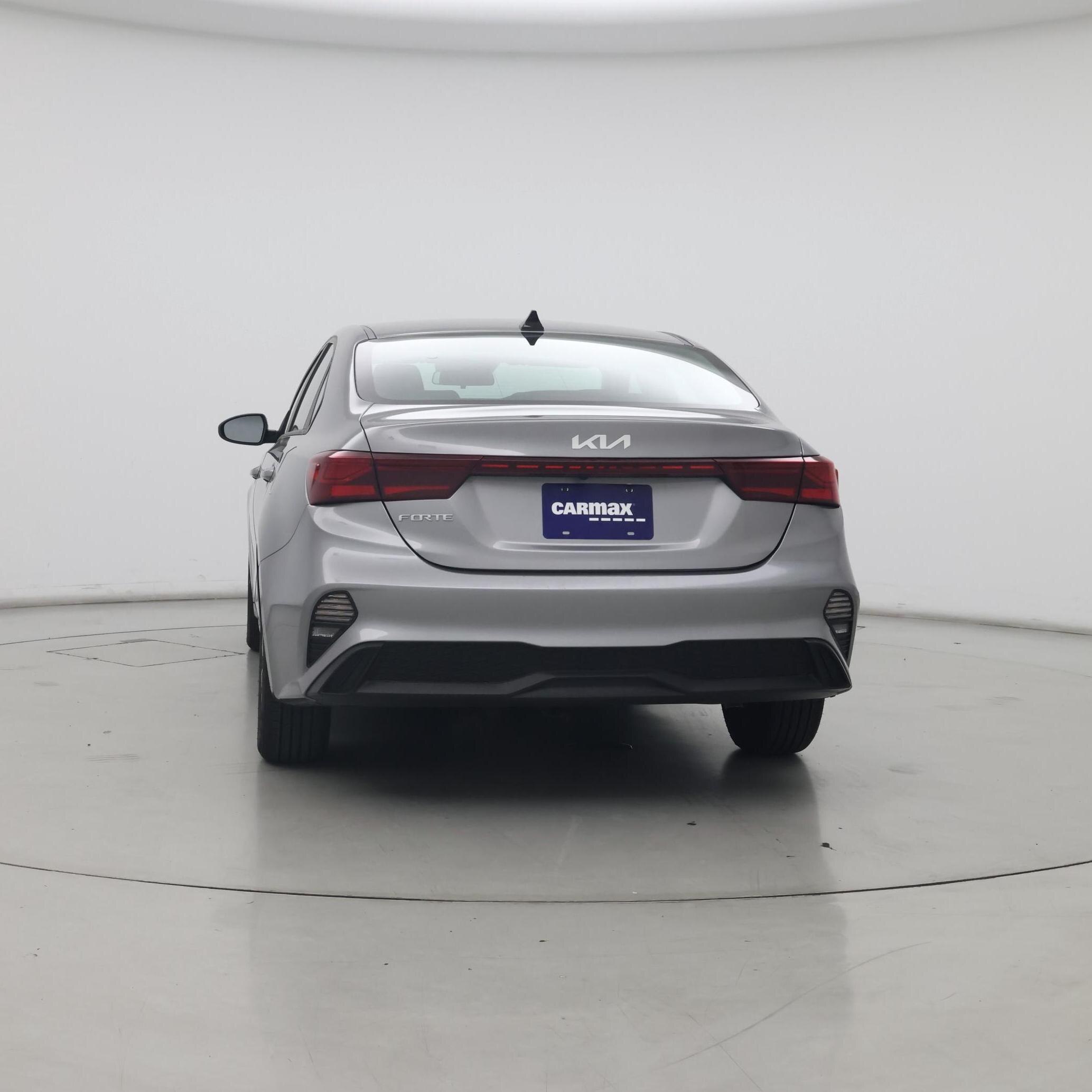 Thumbnail: 2024 Kia Forte - 6