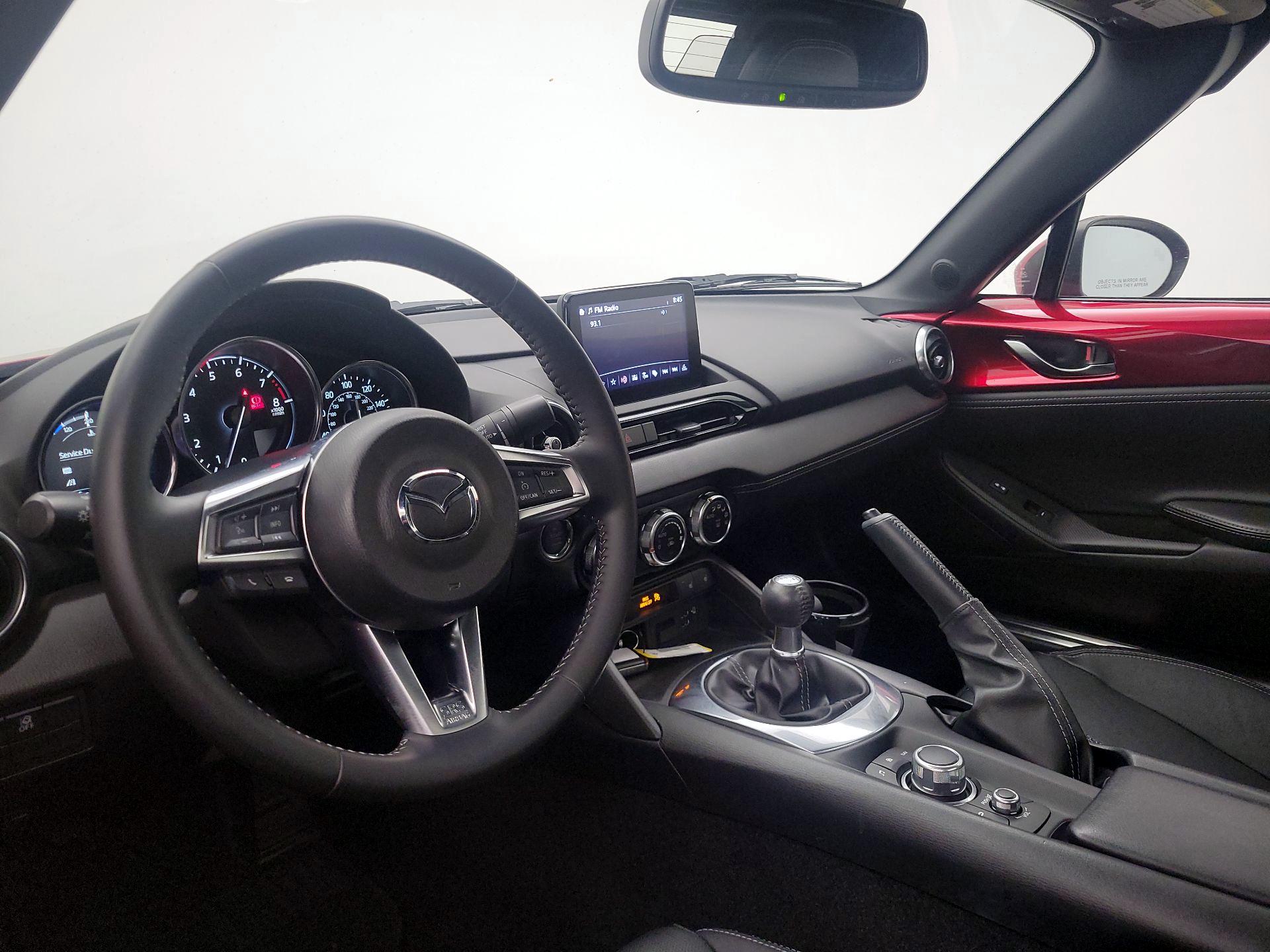 Thumbnail: 2020 Mazda MX-5 Miata - 9