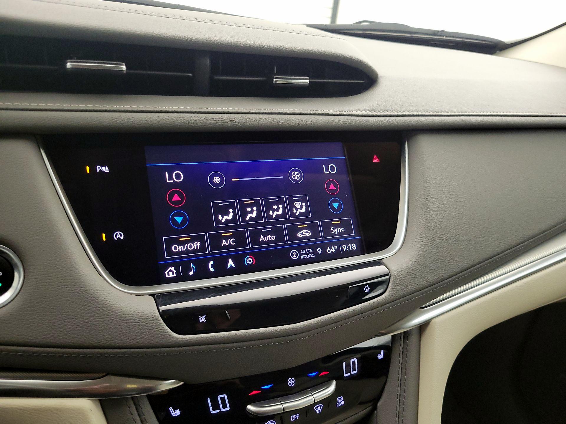 Thumbnail: 2022 Cadillac XT5 - 17