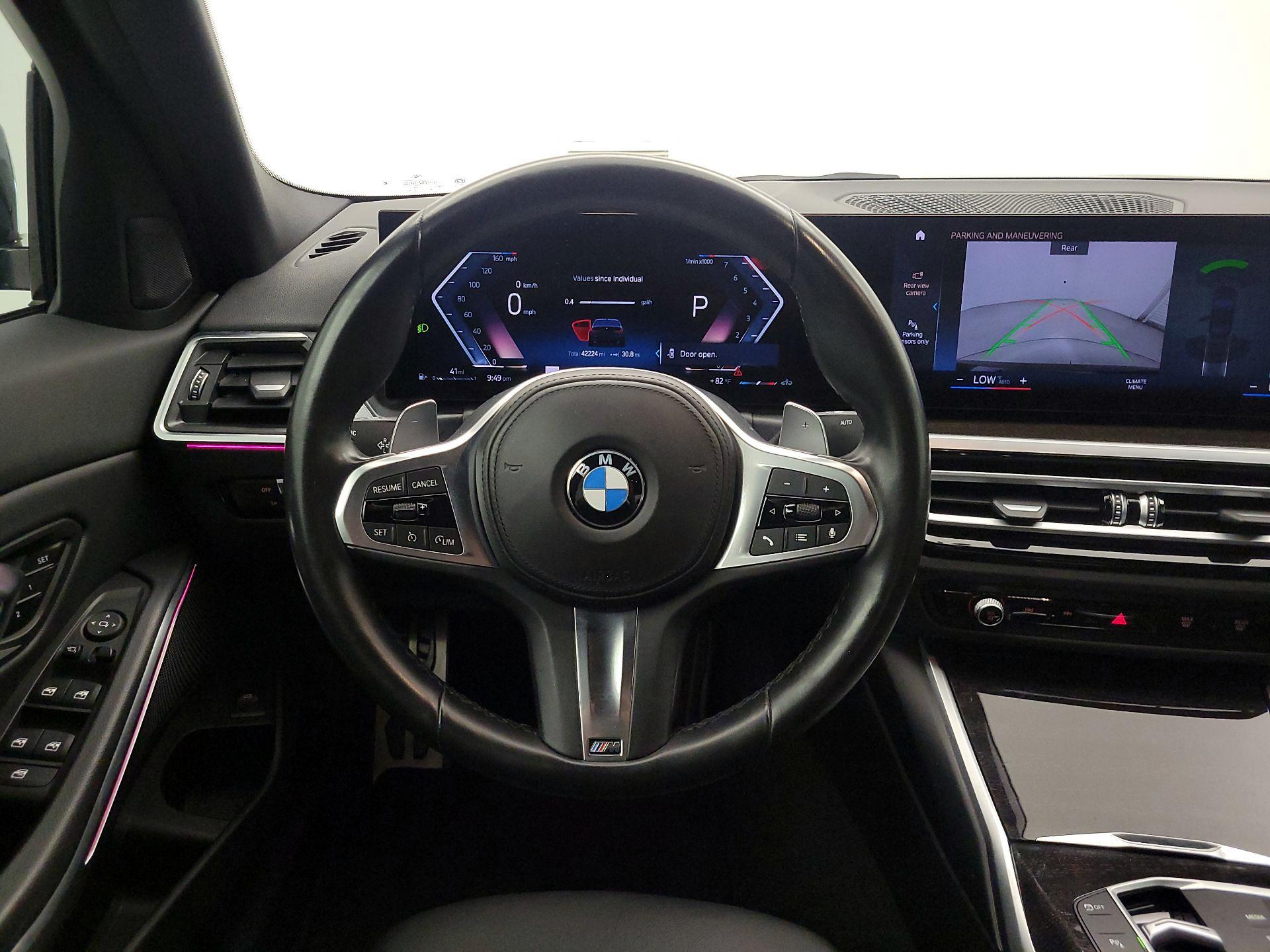 Thumbnail: 2023 BMW 3 Series - 10