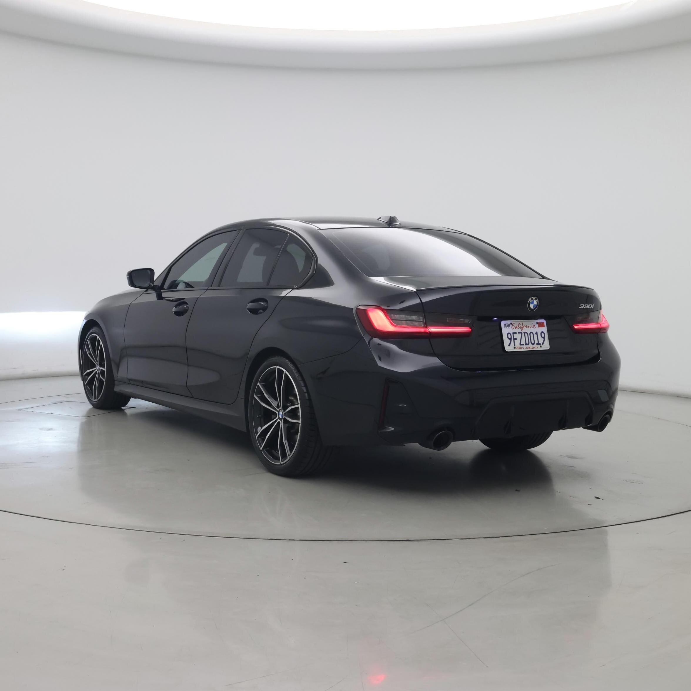 Thumbnail: 2023 BMW 3 Series - 2
