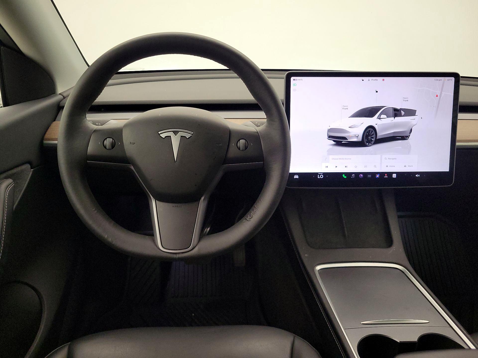 Thumbnail: 2022 Tesla Model Y - 10