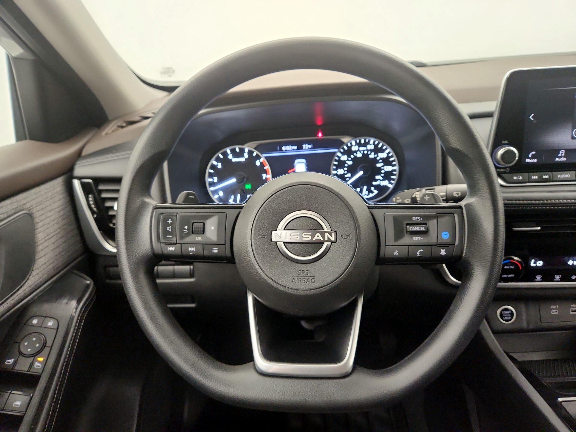 Thumbnail: 2022 Nissan Rogue - 10