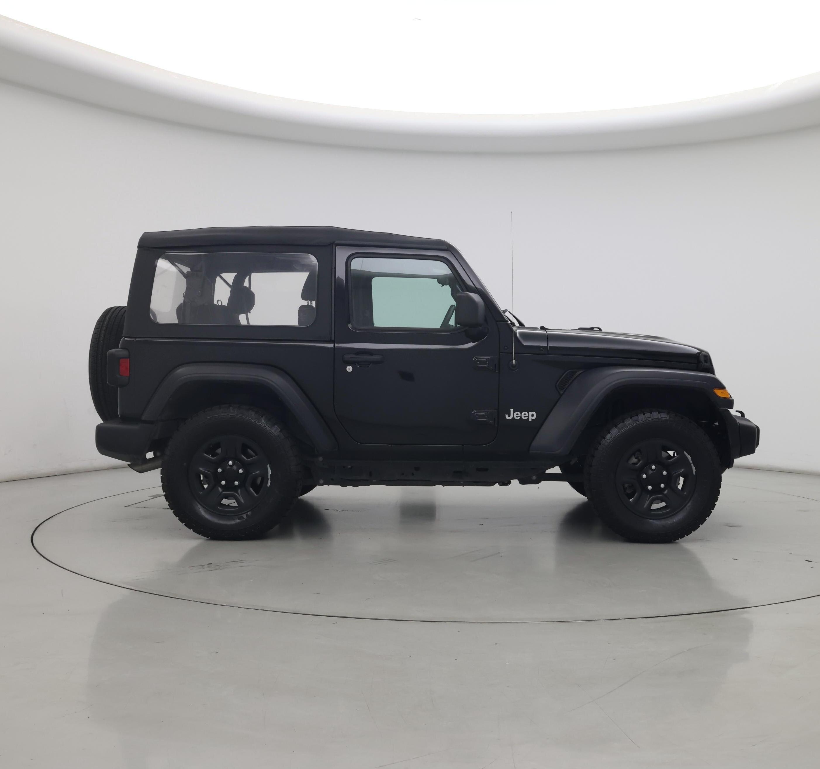 Thumbnail: 2019 Jeep Wrangler - 7
