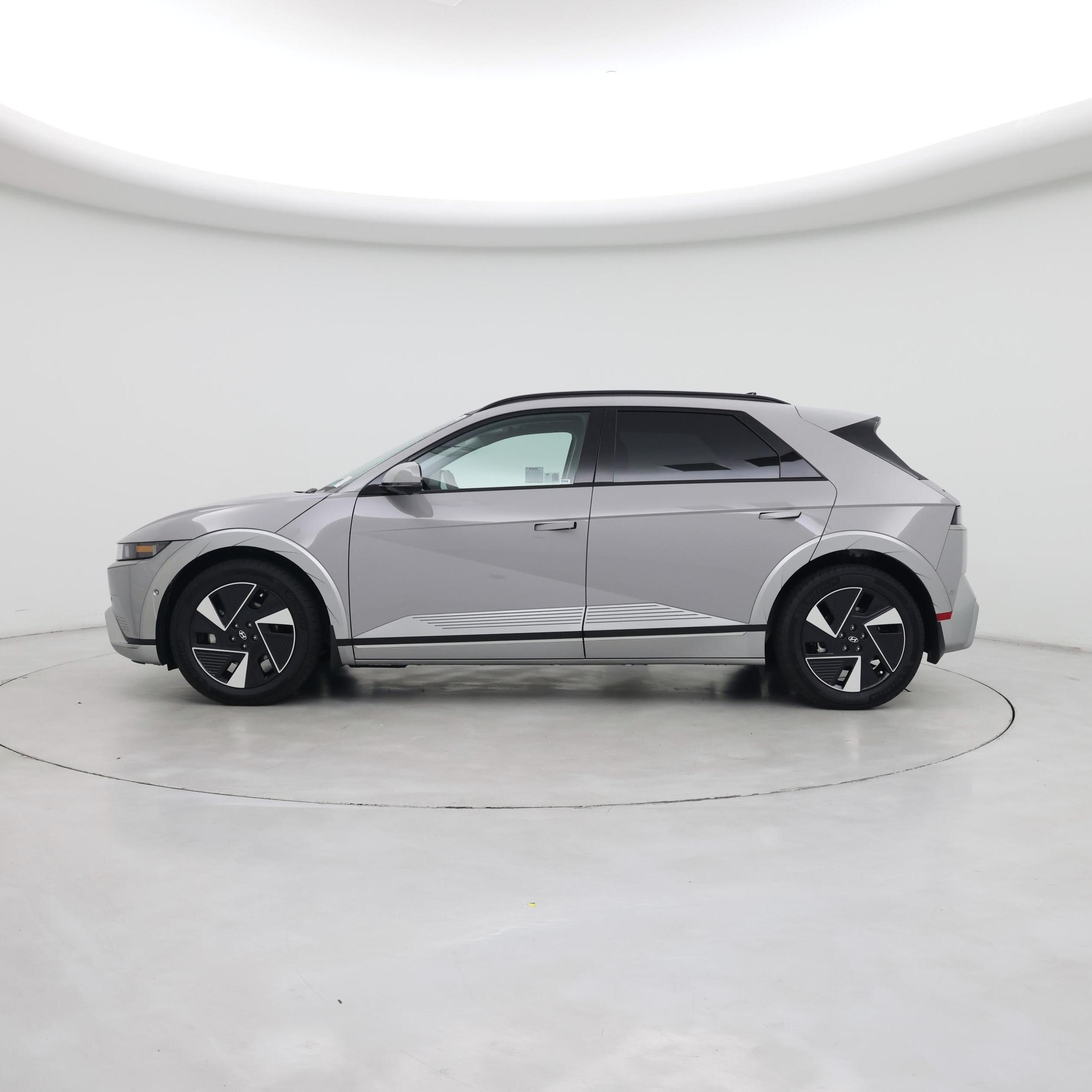 Thumbnail: 2025 Hyundai Ioniq 5 - 3