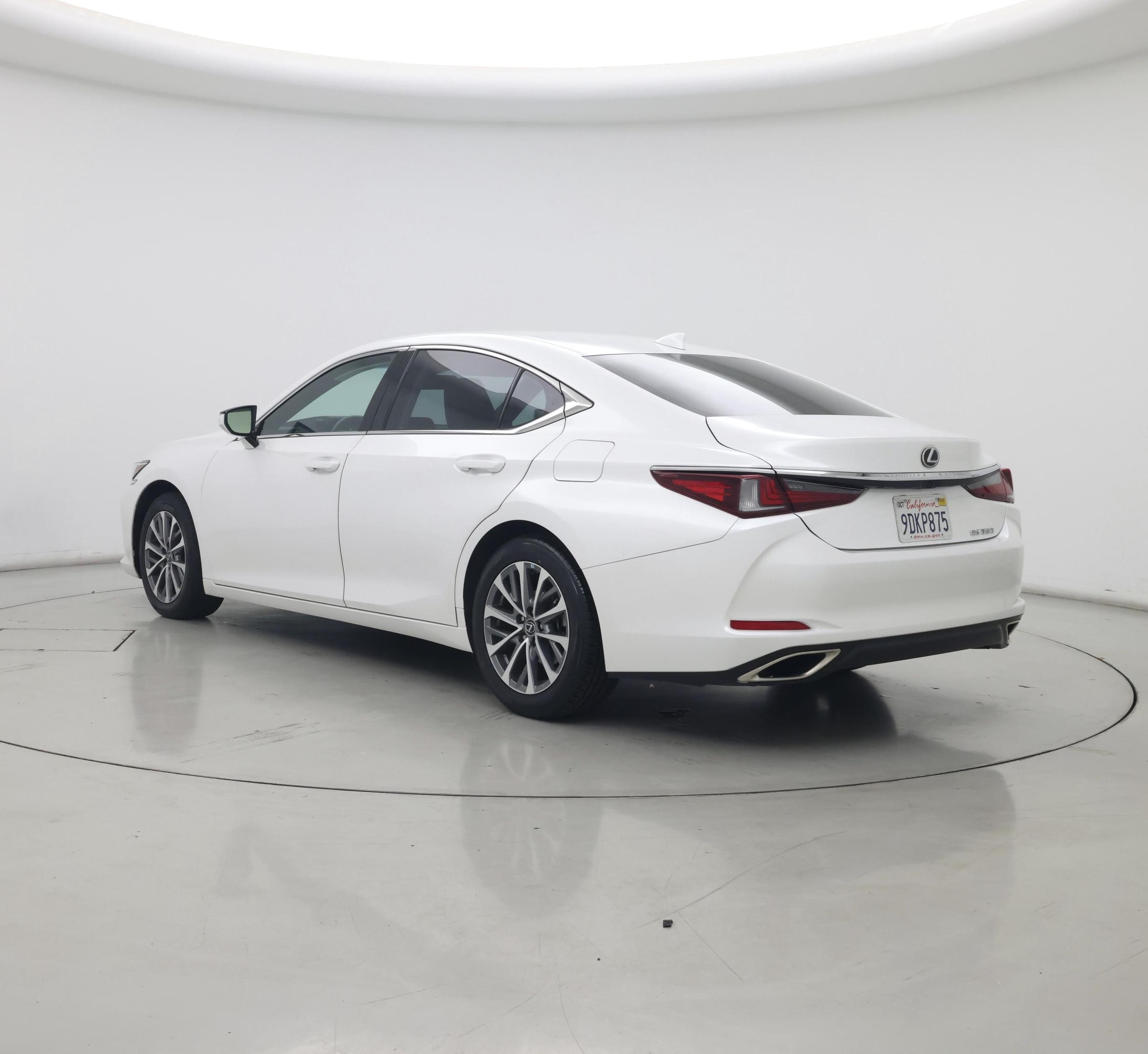 Thumbnail: 2023 Lexus ES - 2
