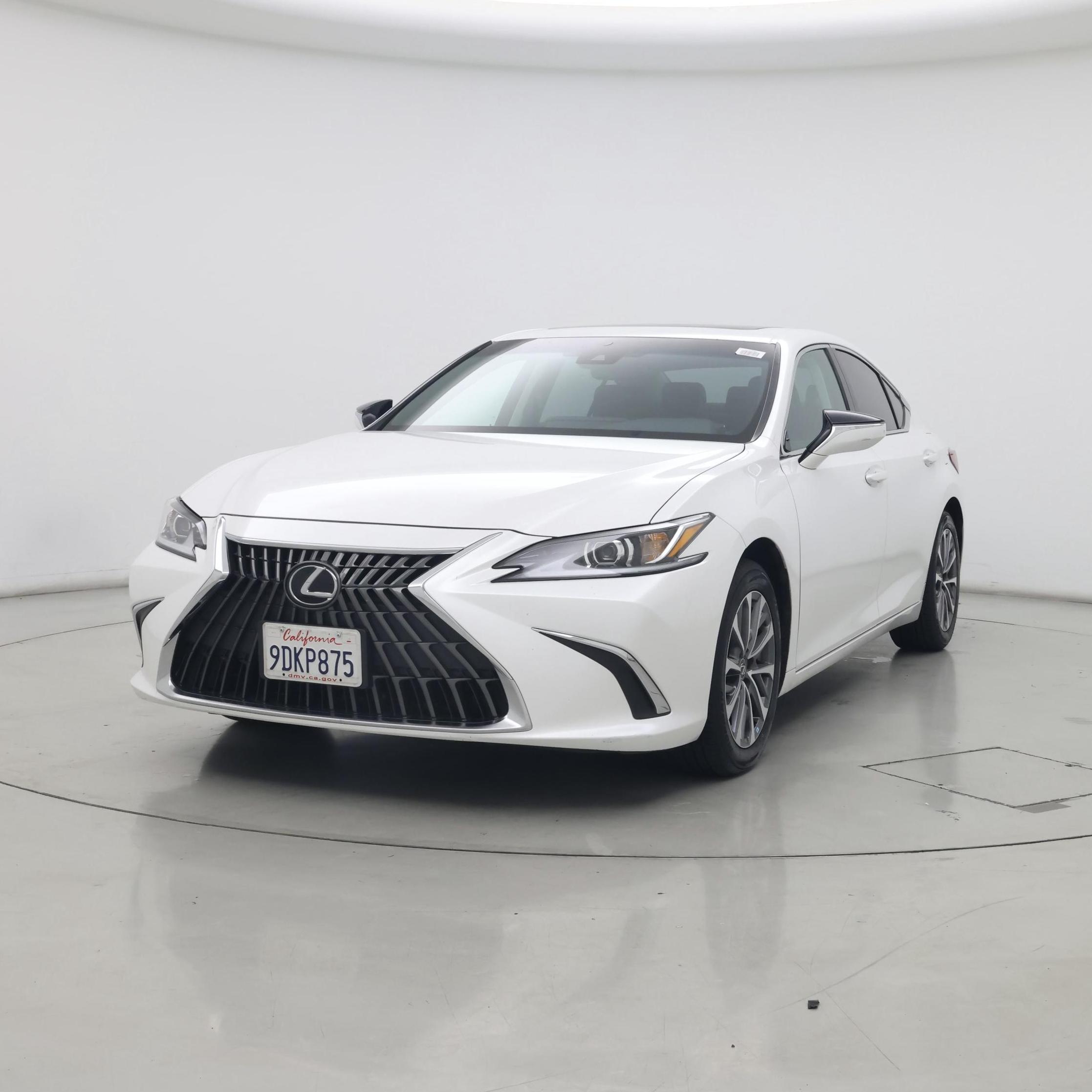Thumbnail: 2023 Lexus ES - 4