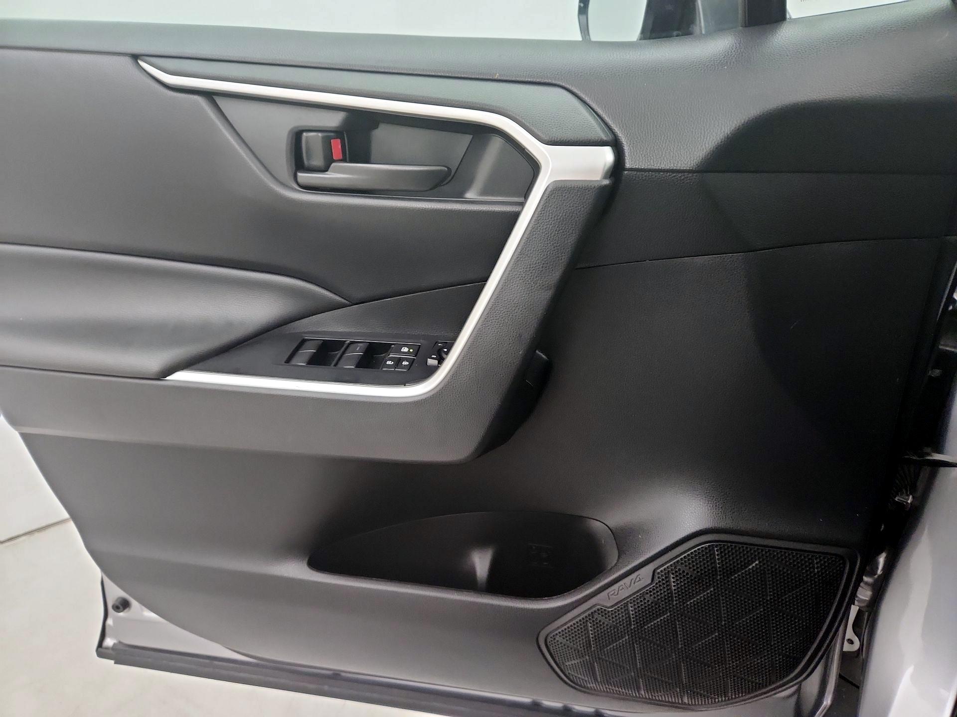 Thumbnail: 2024 Toyota RAV4 - 12