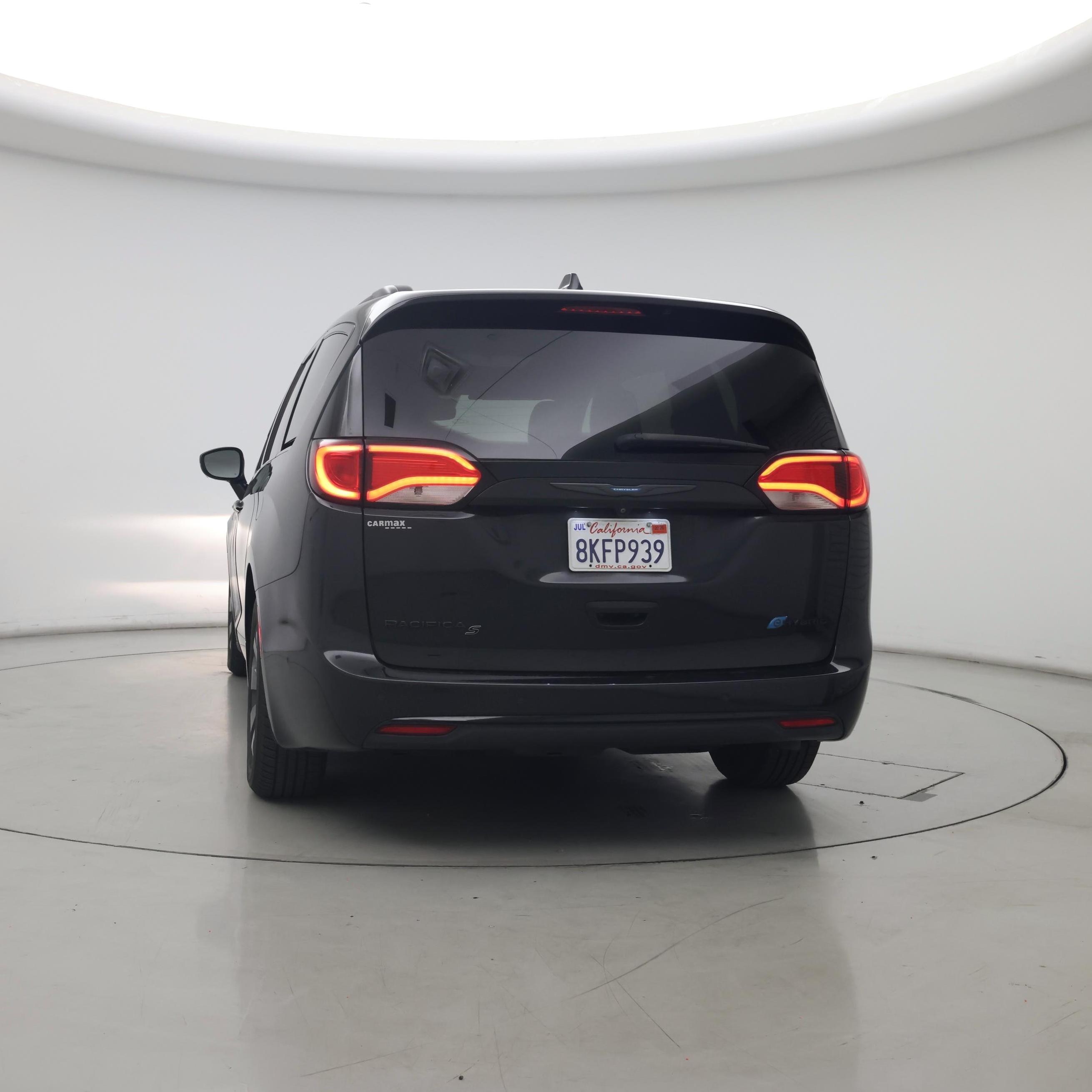 Thumbnail: 2019 Chrysler Pacifica - 6