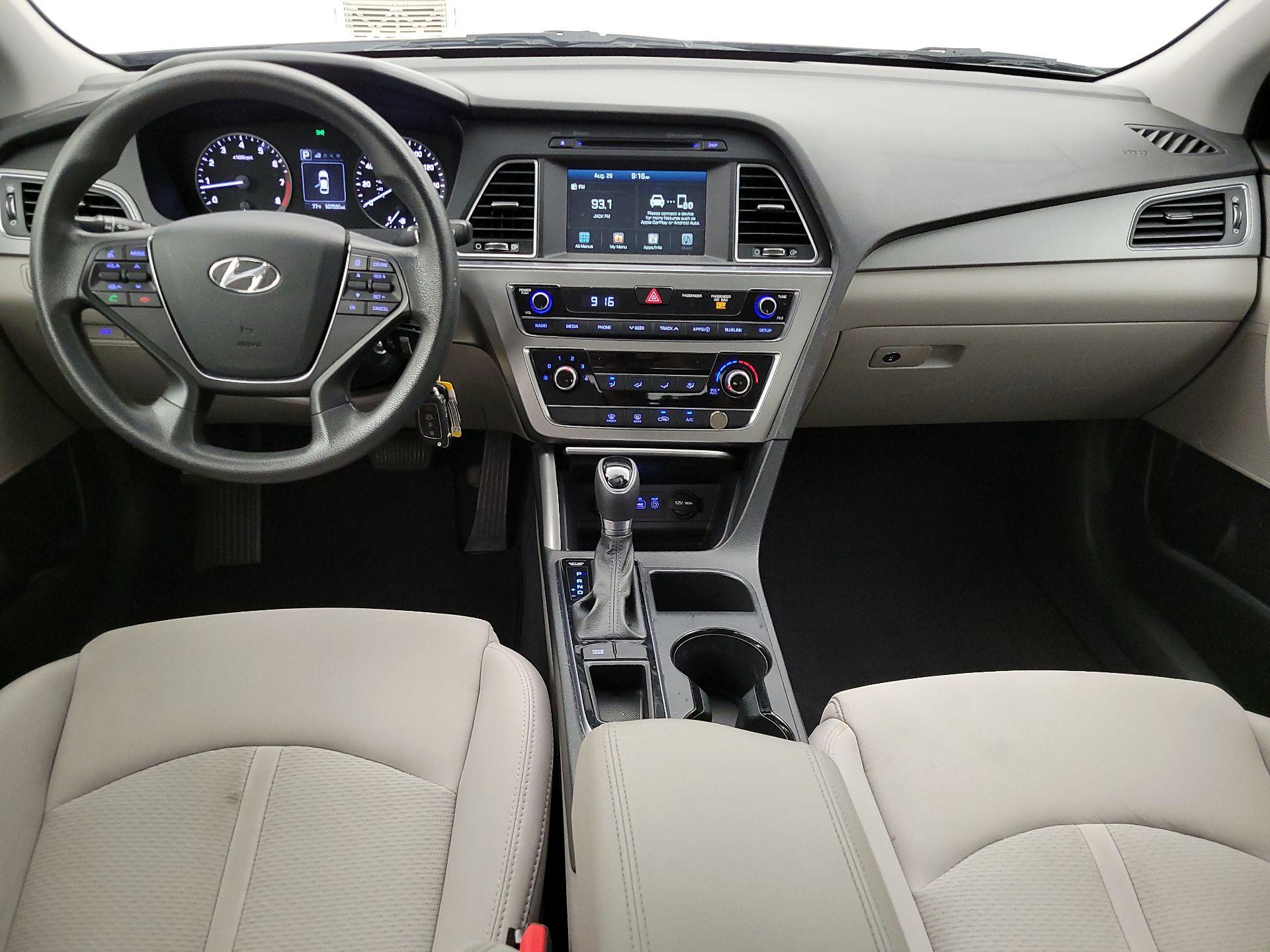 Thumbnail: 2016 Hyundai Sonata - 9
