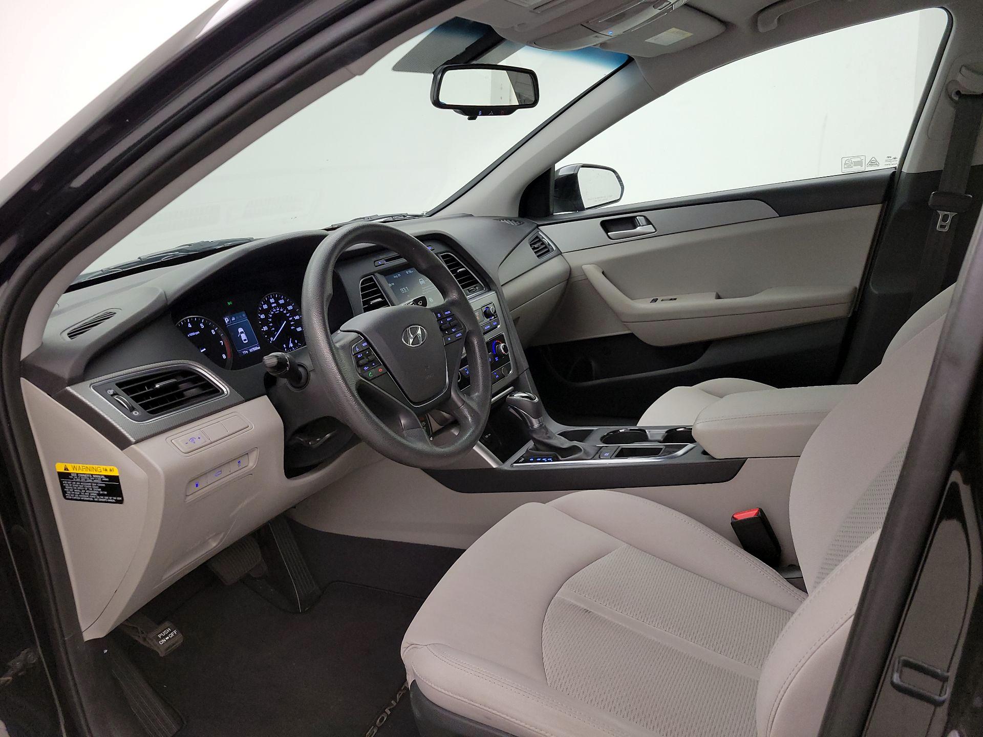 Thumbnail: 2016 Hyundai Sonata - 11
