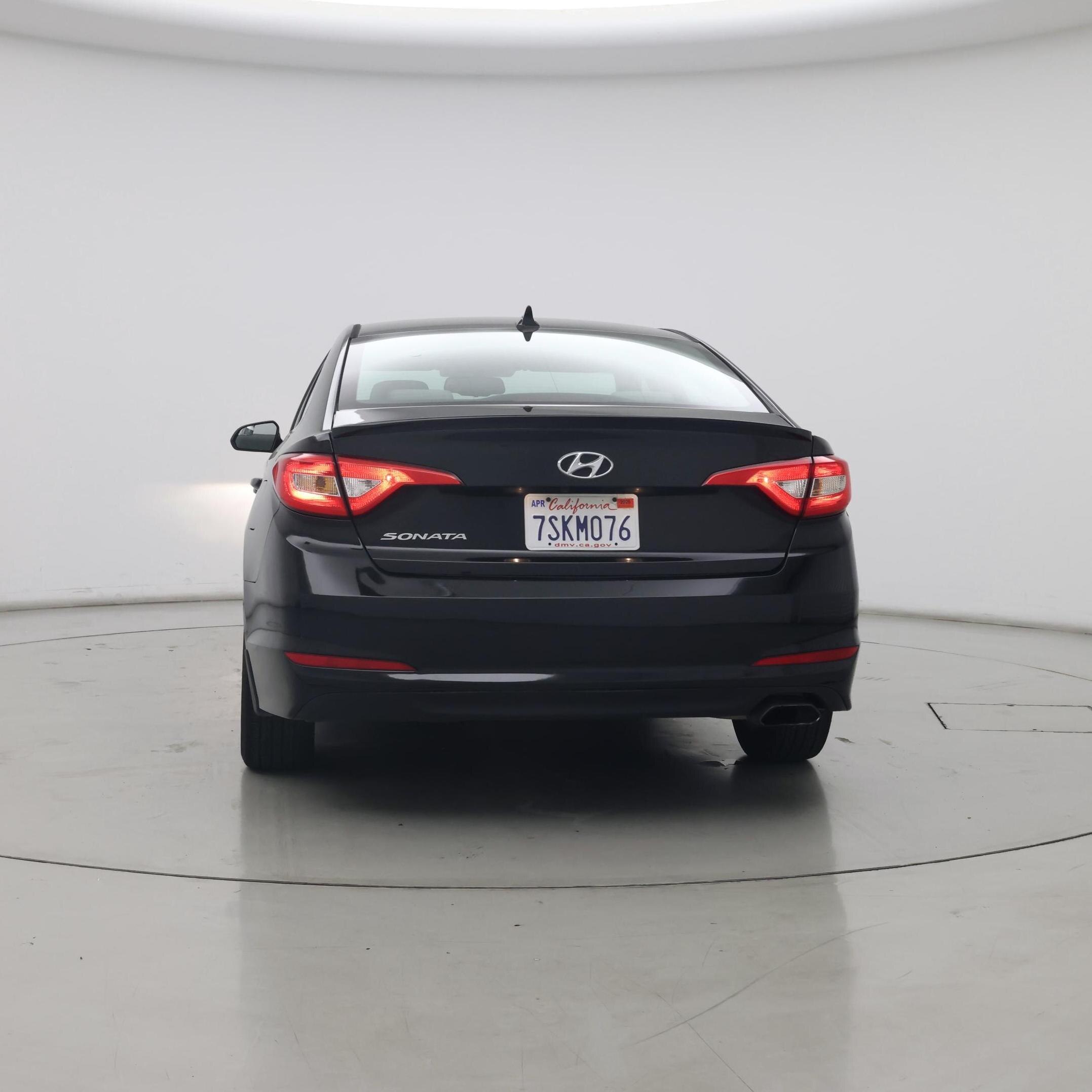 Thumbnail: 2016 Hyundai Sonata - 6