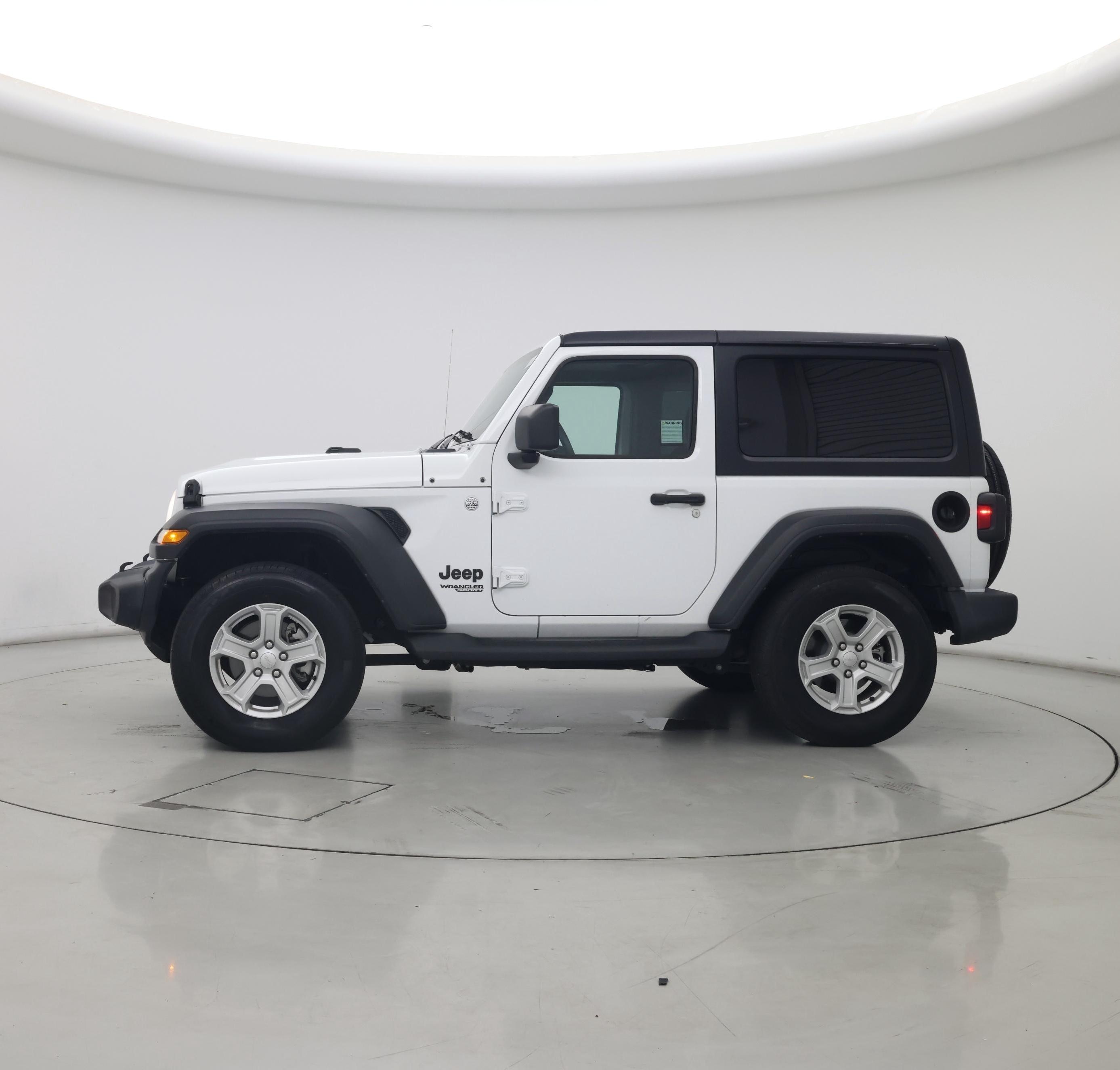 Thumbnail: 2021 Jeep Wrangler - 3