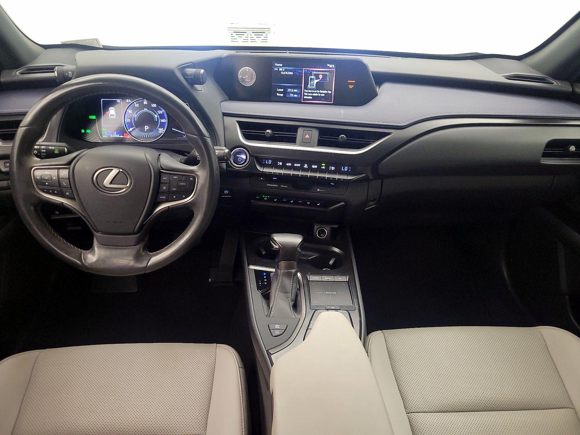 Thumbnail: 2019 Lexus UX - 9