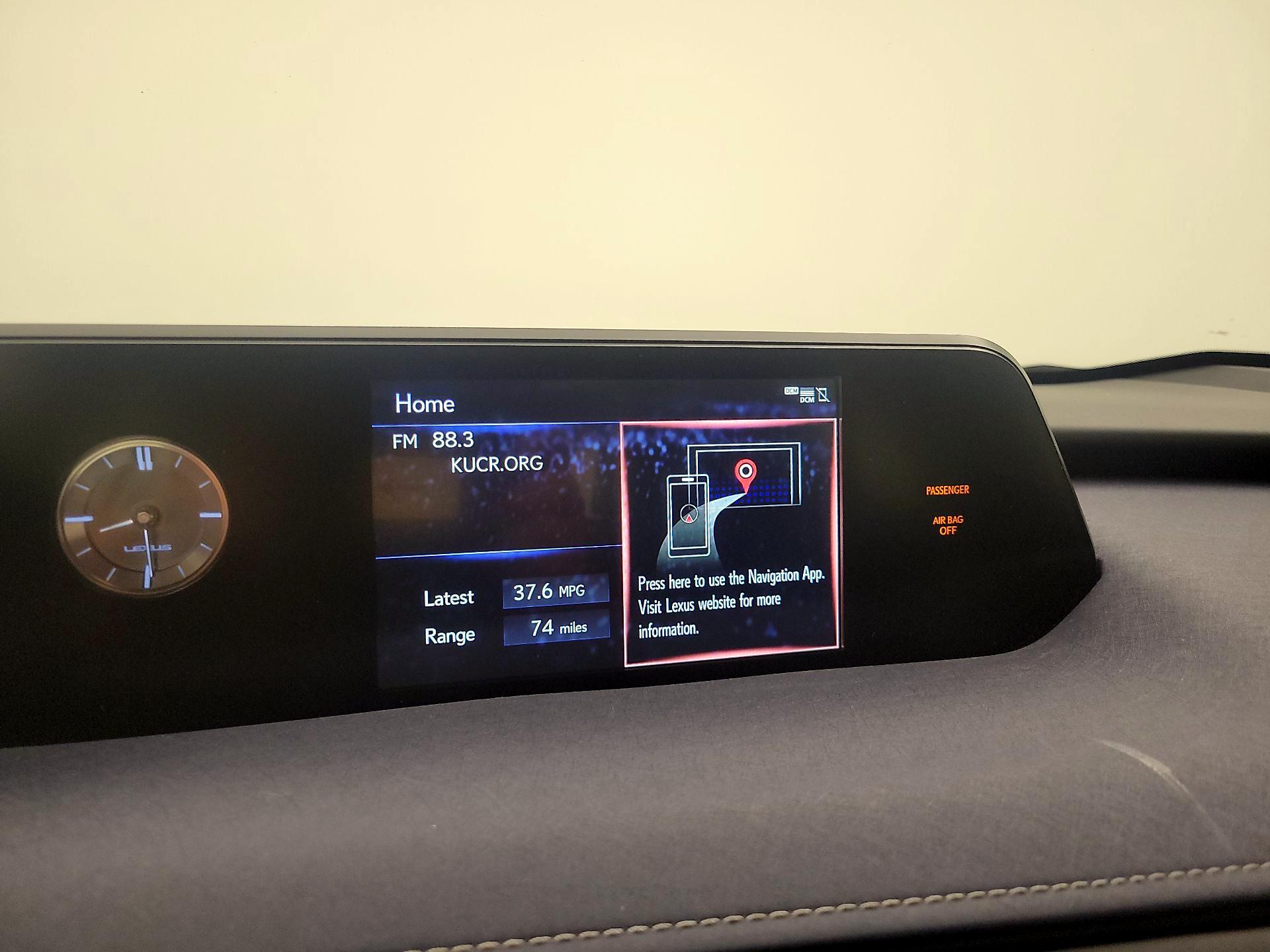 Thumbnail: 2019 Lexus UX - 14