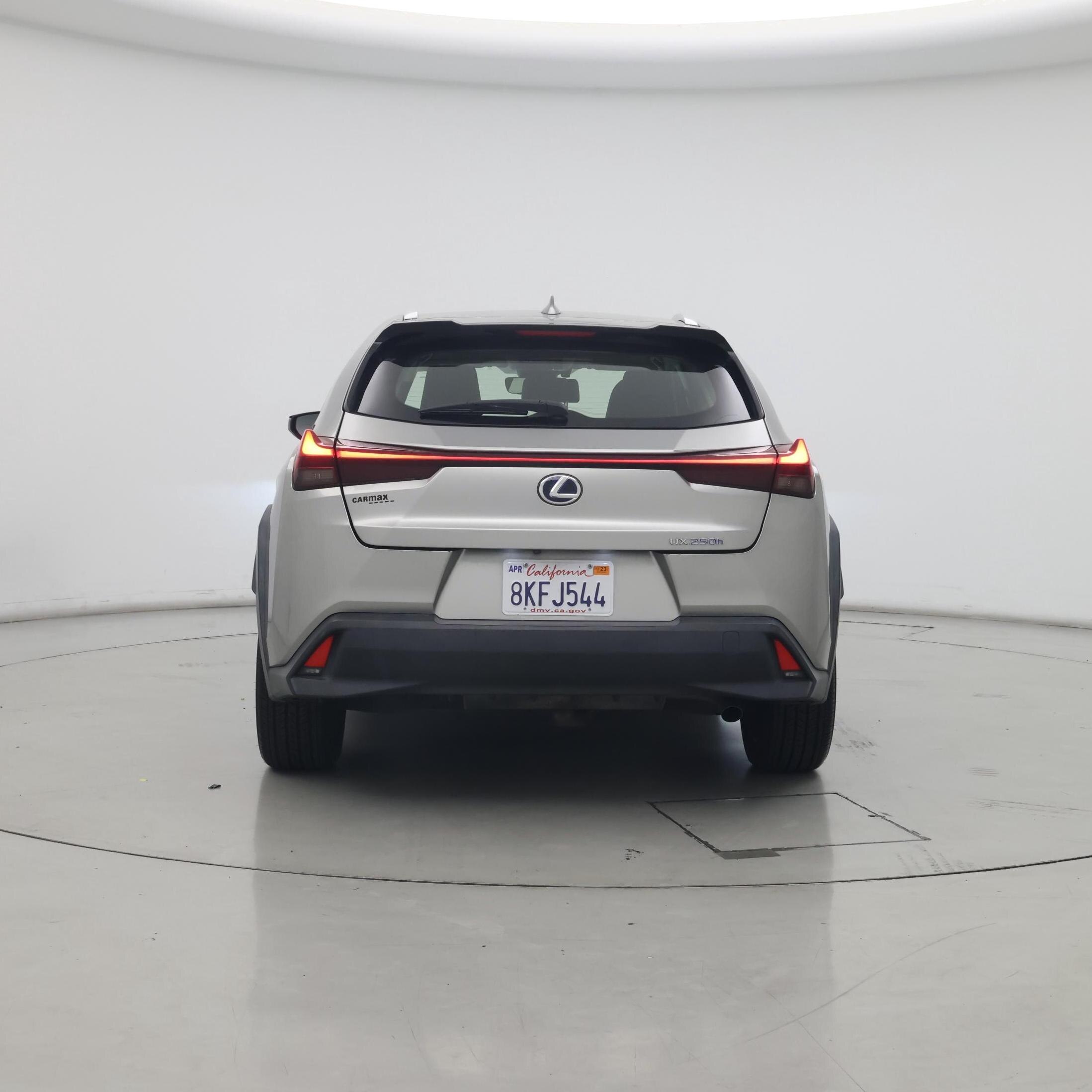 Thumbnail: 2019 Lexus UX - 6