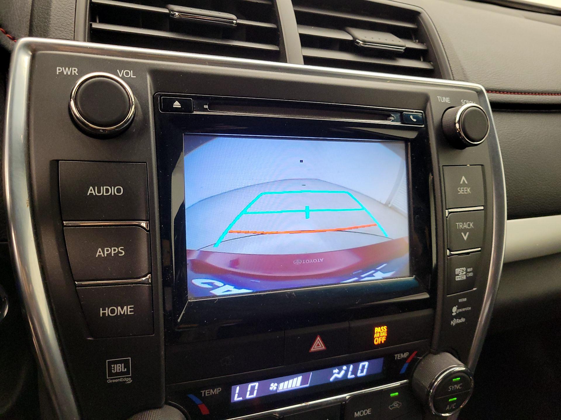 Thumbnail: 2015 Toyota Camry - 15
