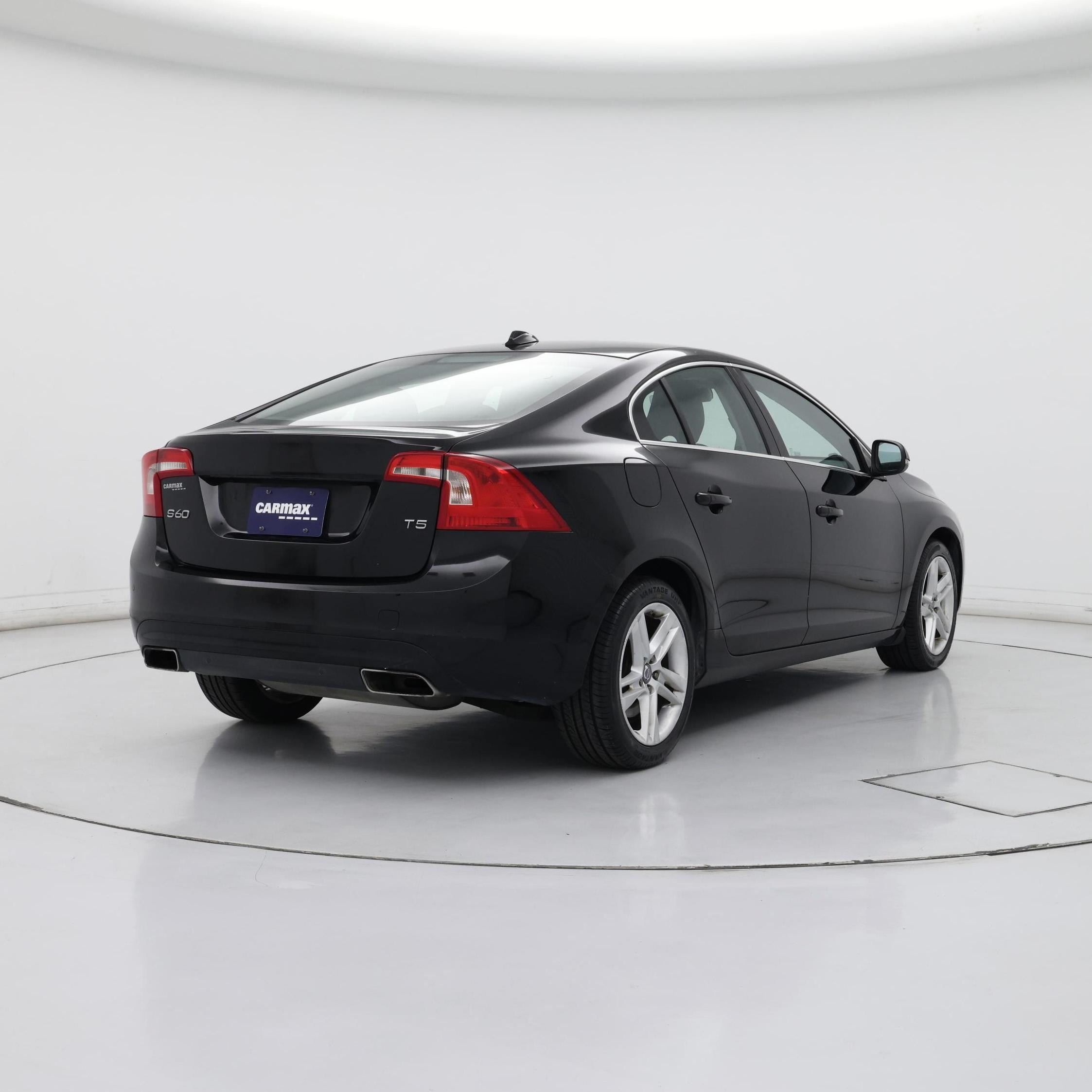Thumbnail: 2015 Volvo S60 - 8