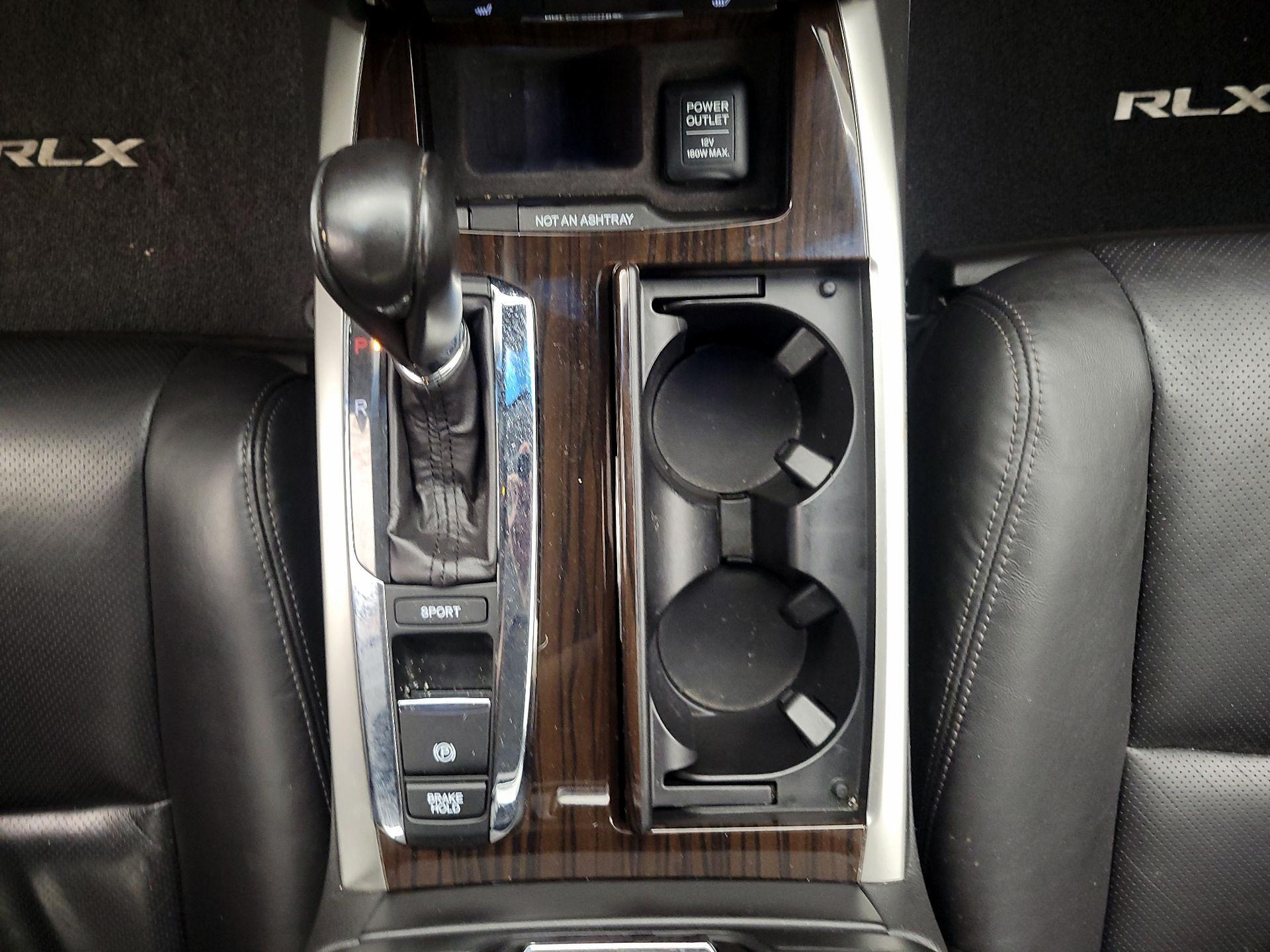 Thumbnail: 2016 Acura RLX - 17