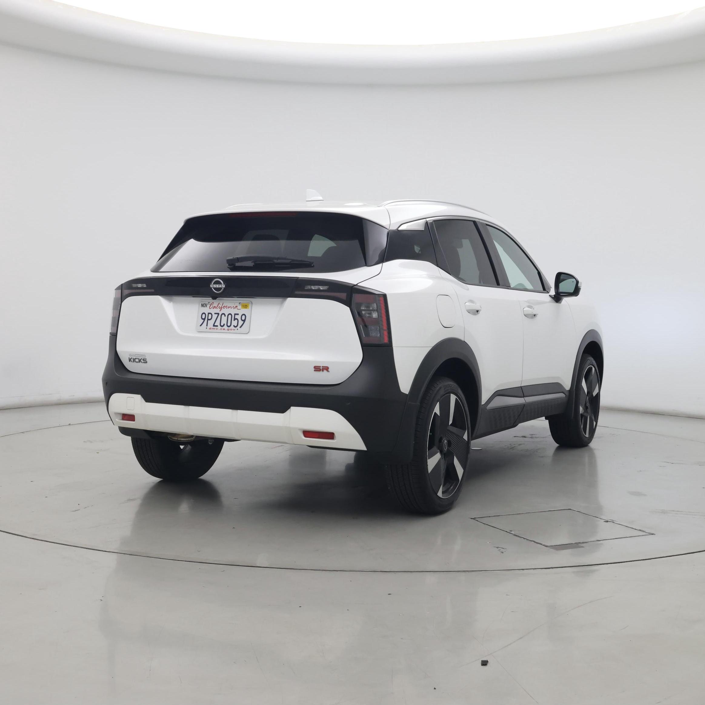 Thumbnail: 2025 Nissan Kicks - 8